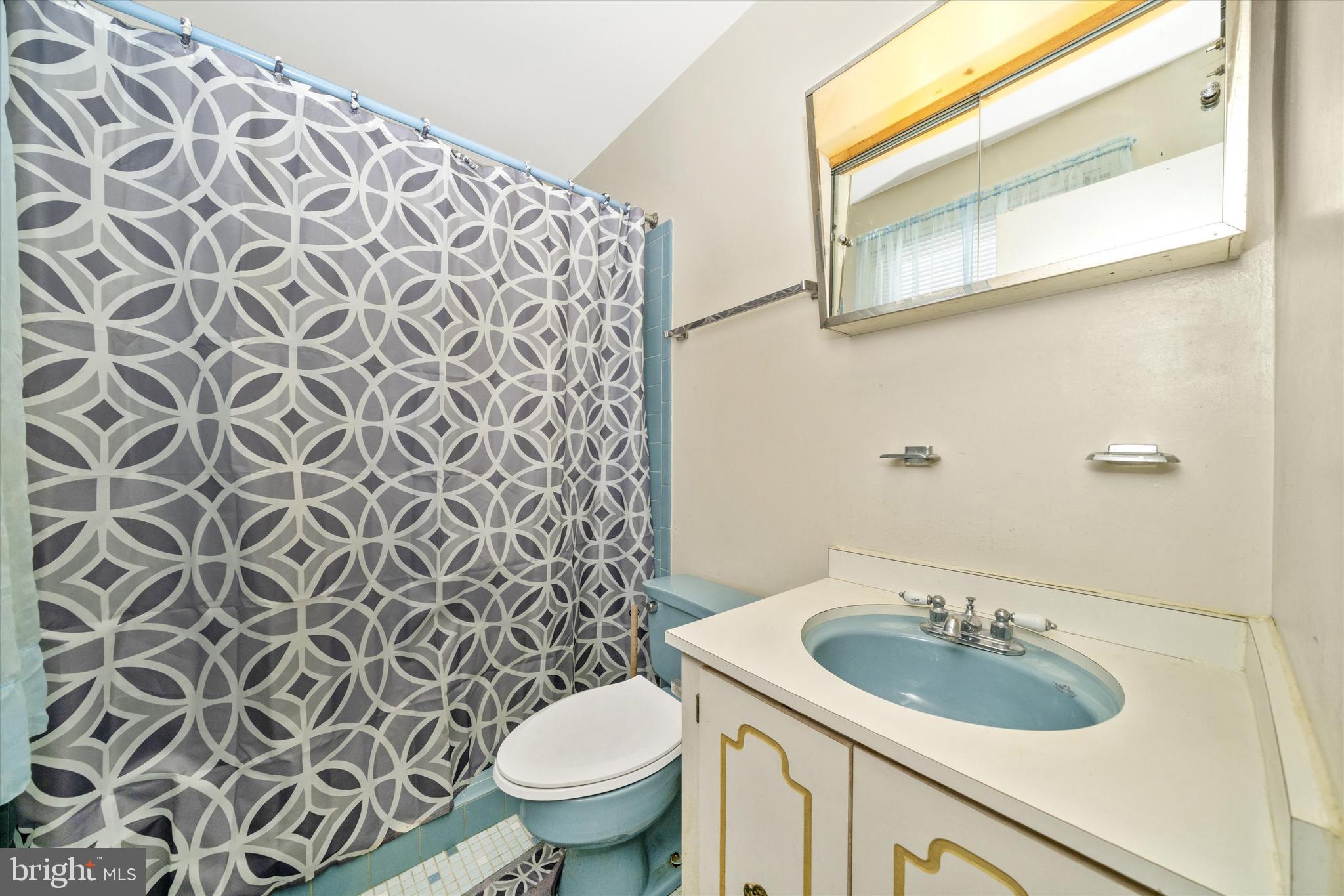 MURRAY HILL - Residential