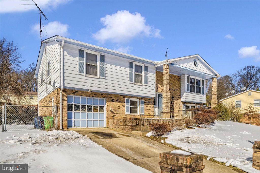 Photo of 7811 E Barrett Road, FORT WASHINGTON, MD 20744 (MLS # MDPG2185762)