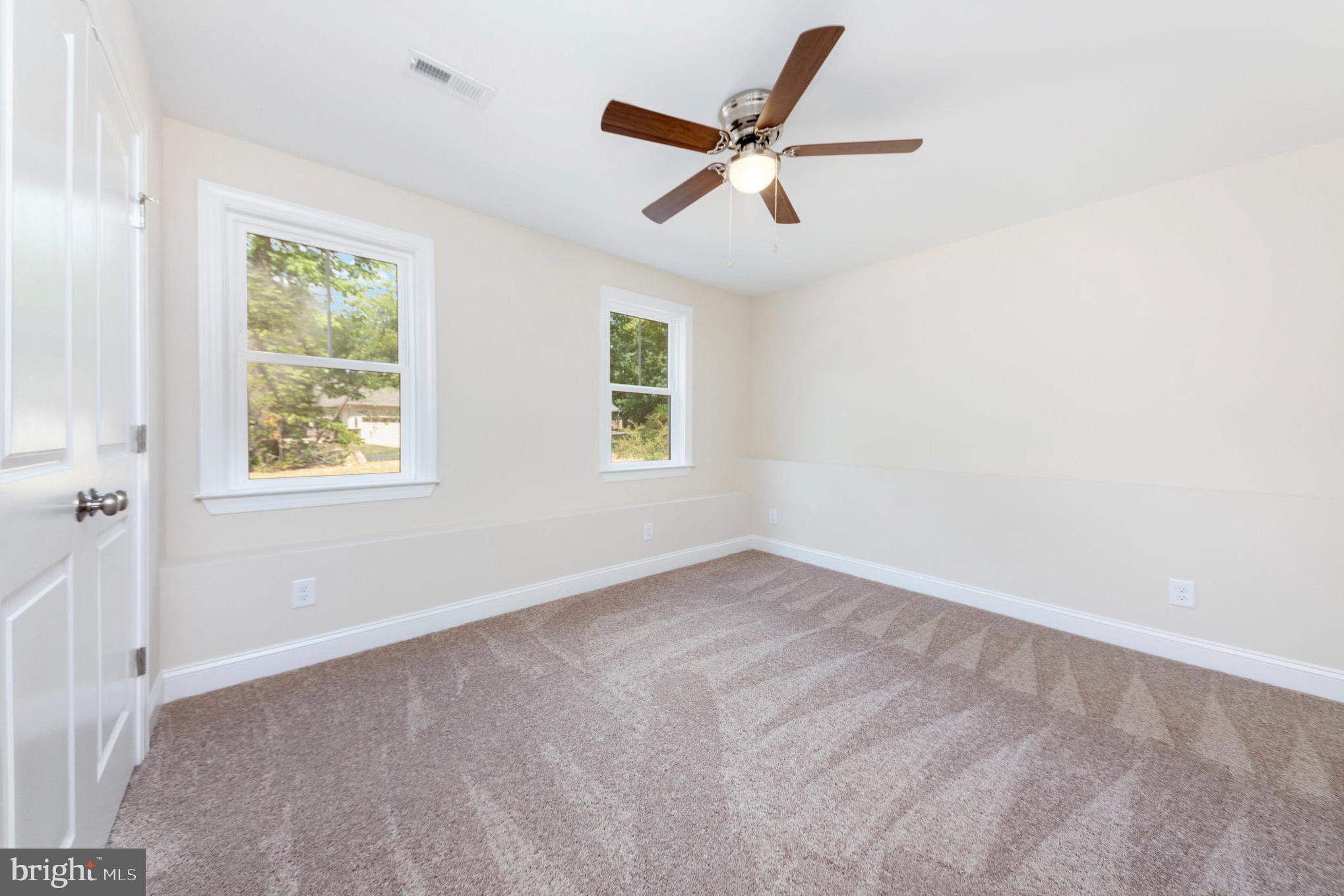 ROCKLAND CREEK ESTATES - Residential