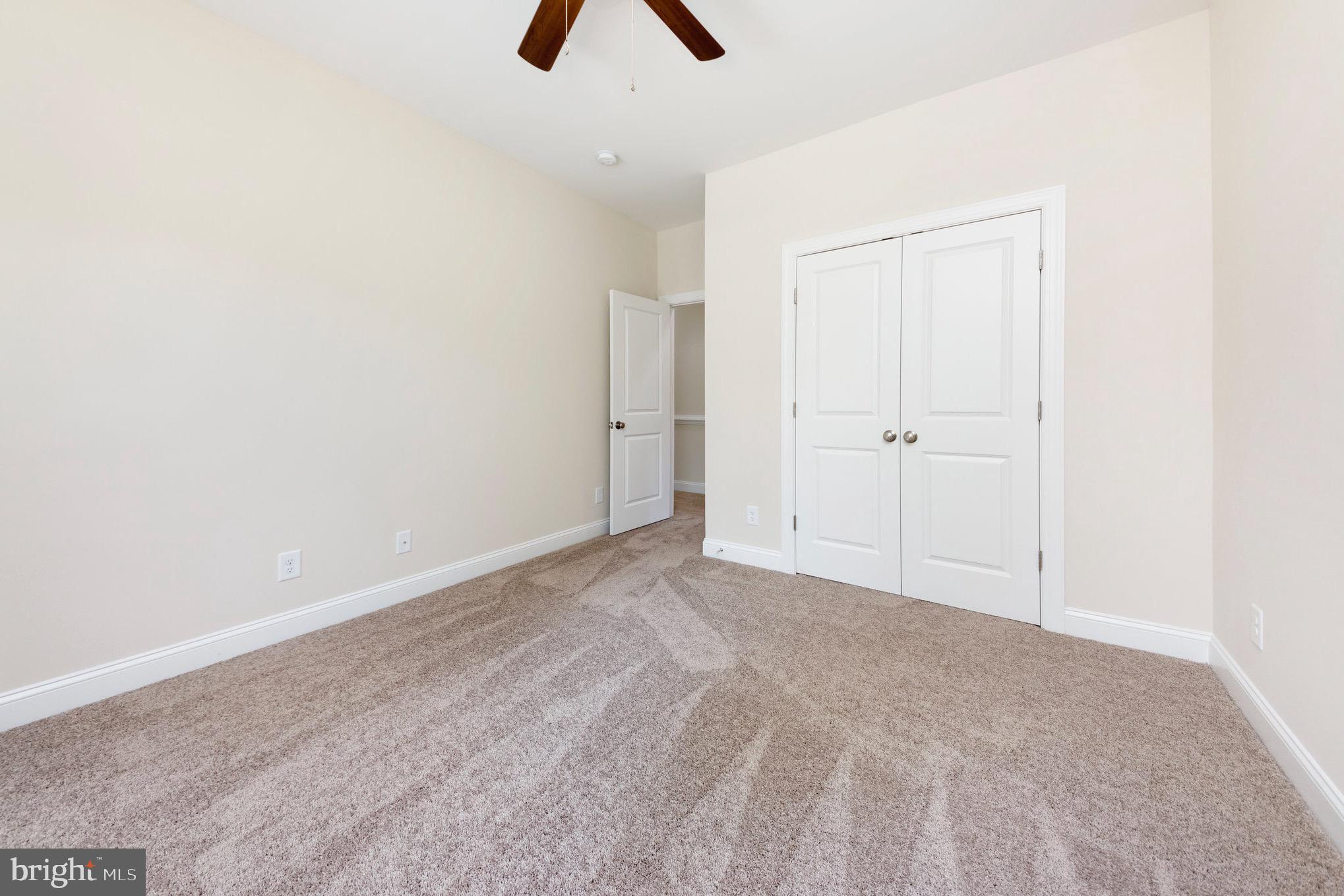 ROCKLAND CREEK ESTATES - Residential