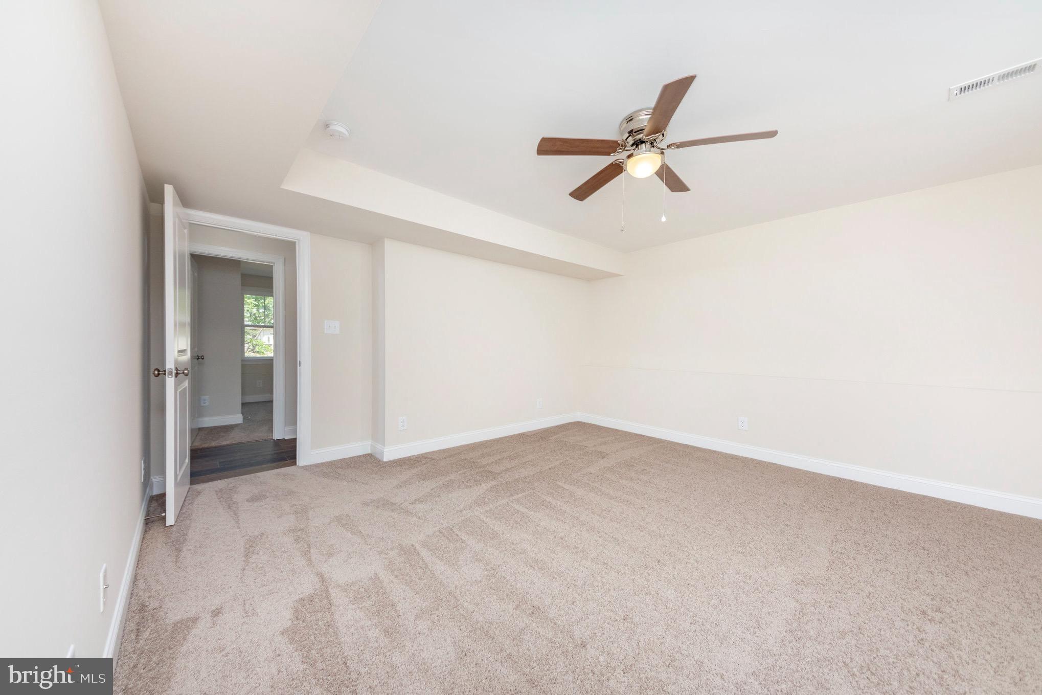 ROCKLAND CREEK ESTATES - Residential