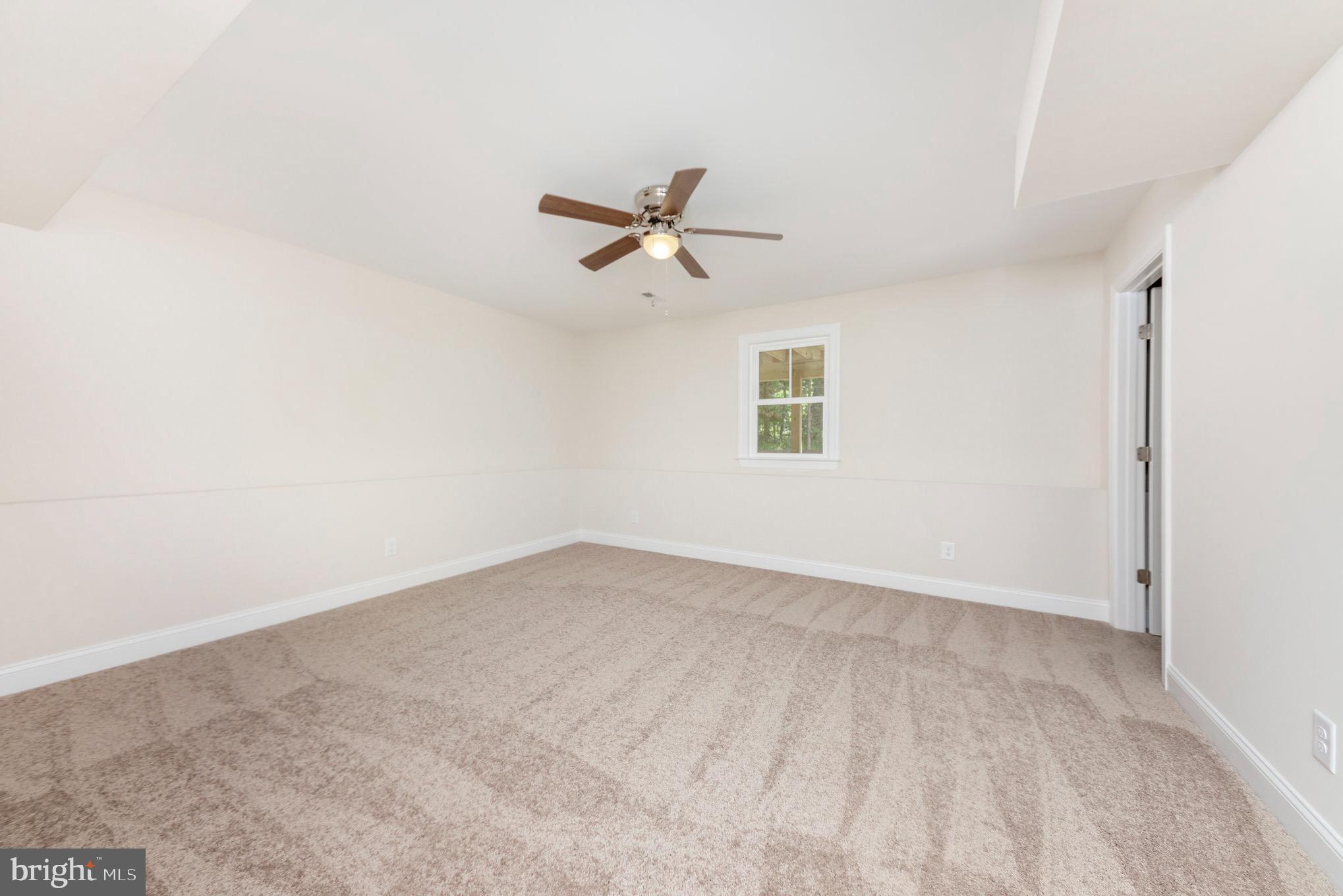 ROCKLAND CREEK ESTATES - Residential