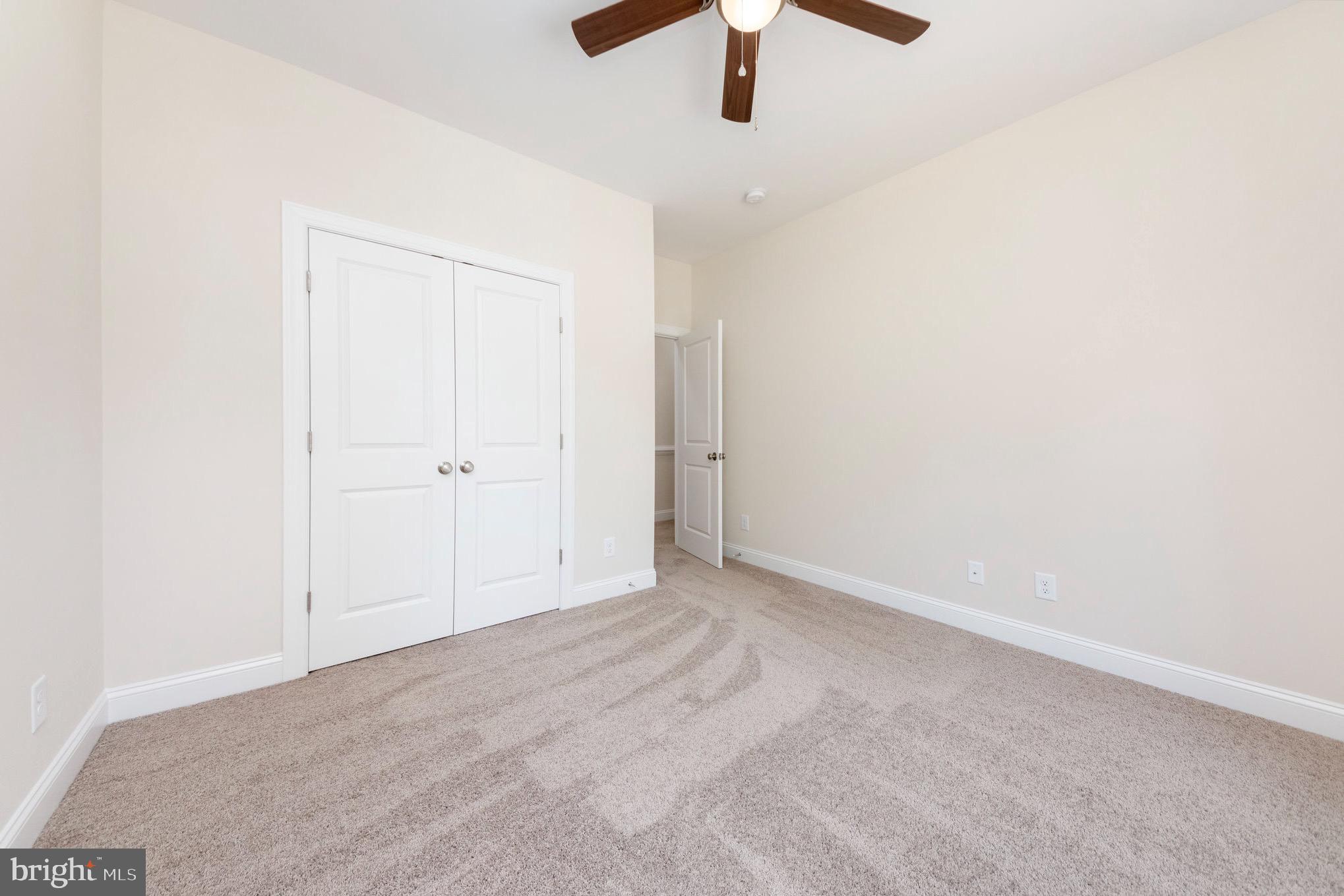 ROCKLAND CREEK ESTATES - Residential