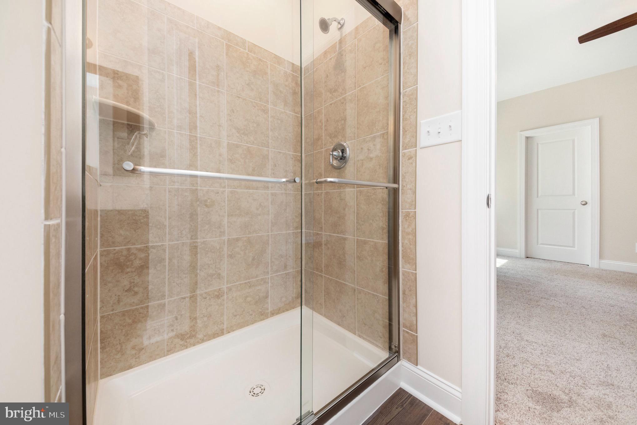 ROCKLAND CREEK ESTATES - Residential