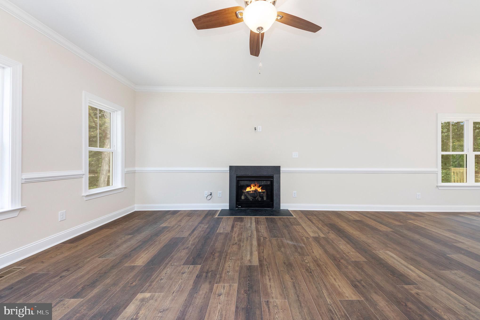 ROCKLAND CREEK ESTATES - Residential