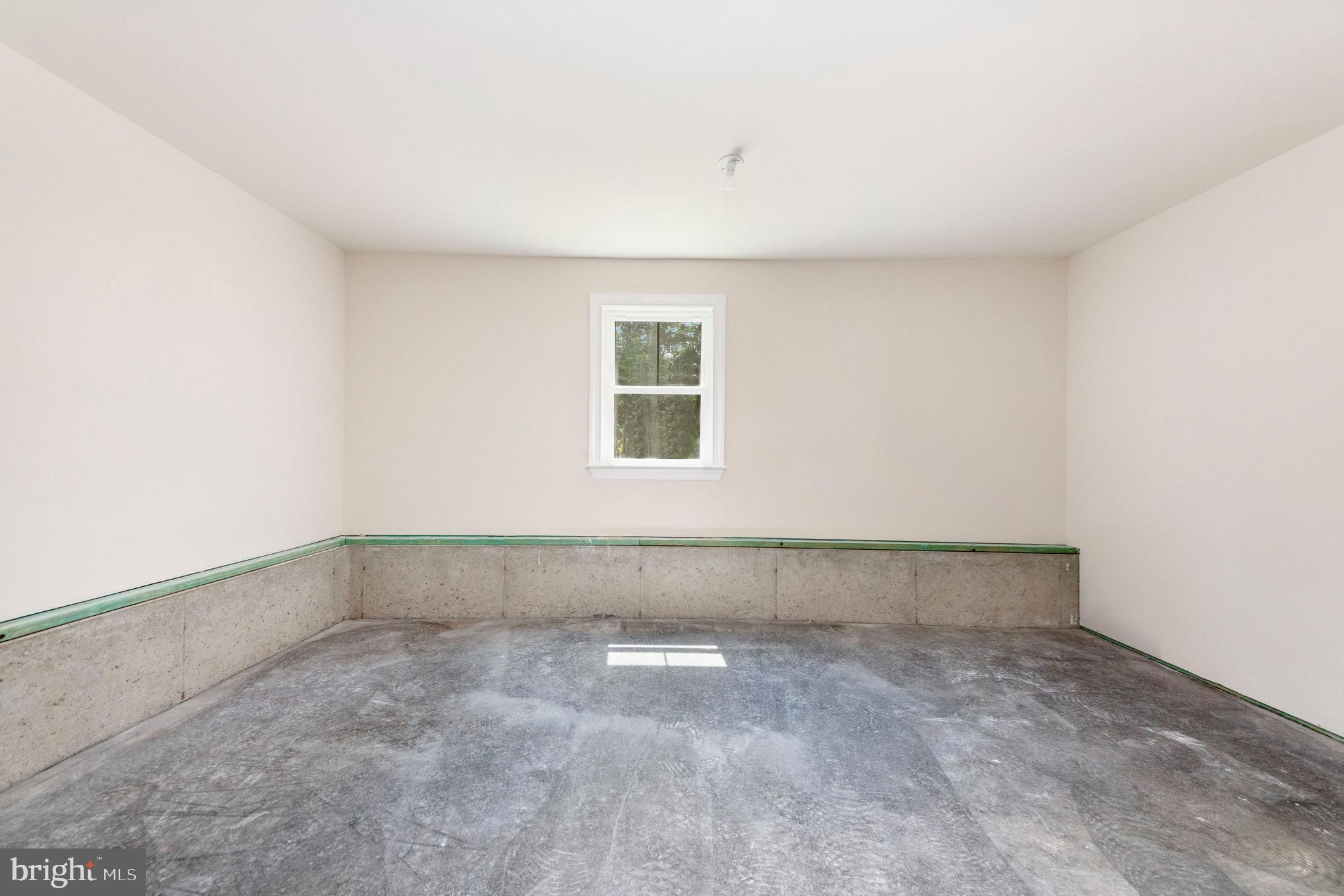 ROCKLAND CREEK ESTATES - Residential