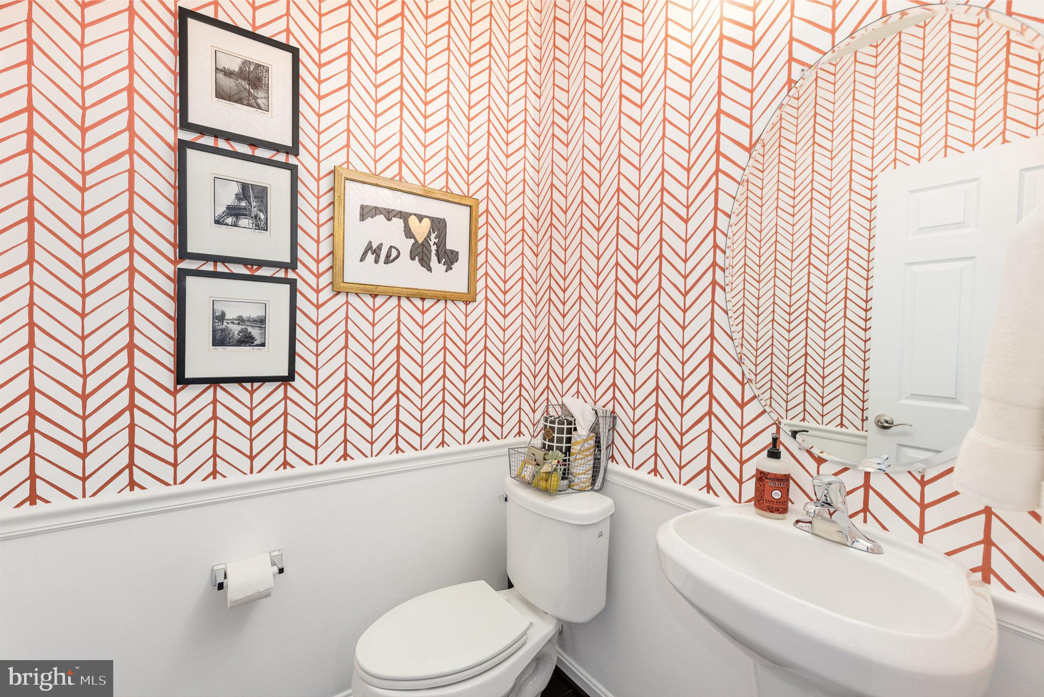 LOCUST POINT - Residential