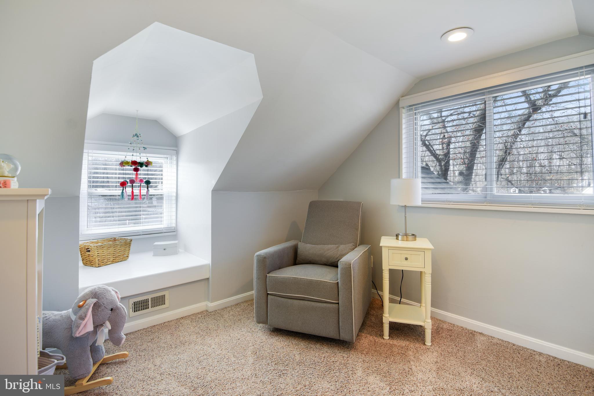 STEWART LEVEL - Residential