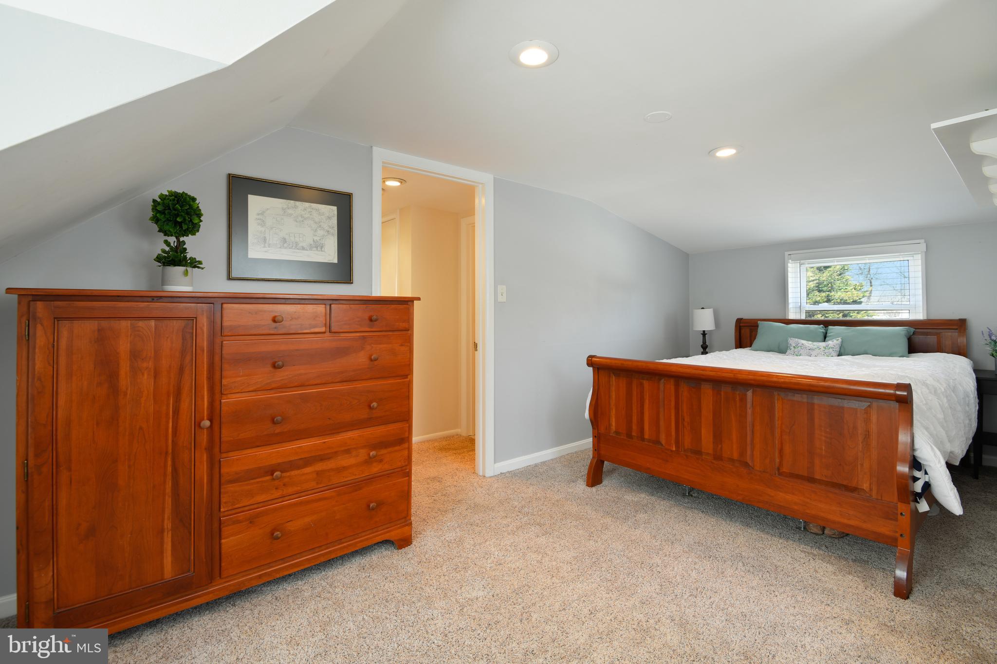 STEWART LEVEL - Residential