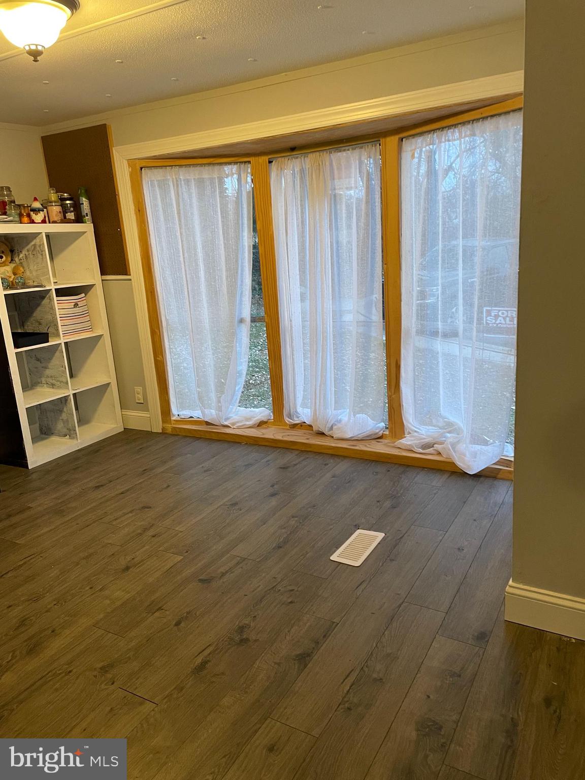 FAIRWINDS - Residential