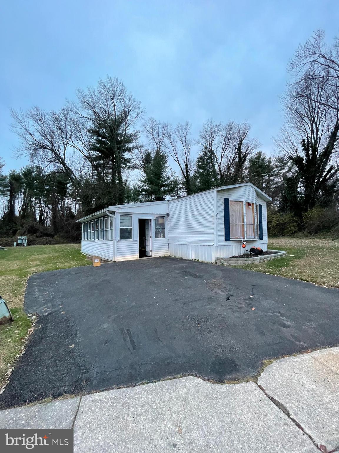 203 SHOREWIND ROAD 203