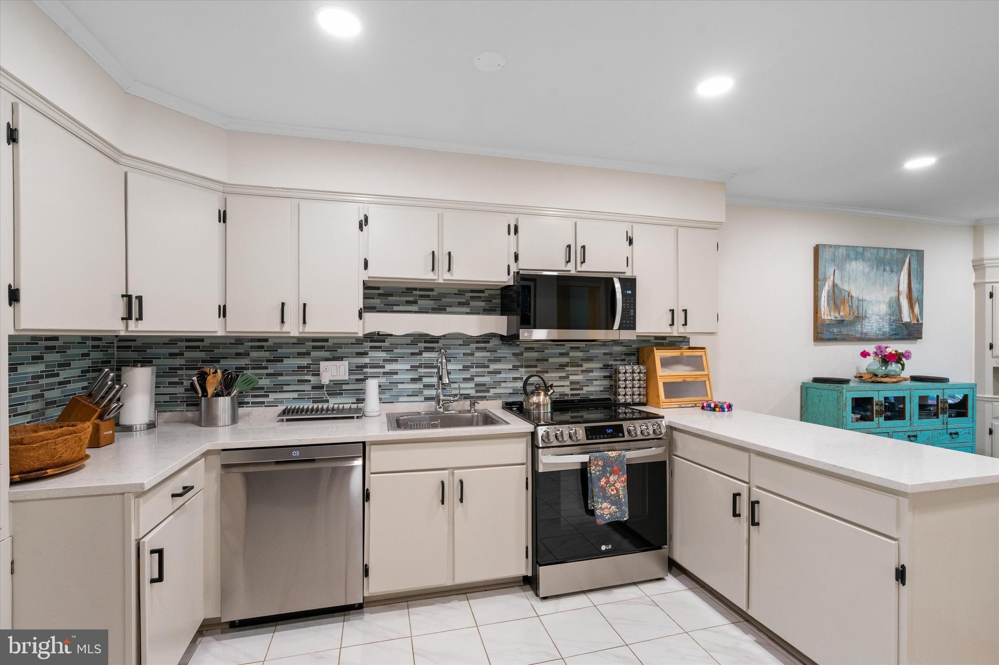 2409 FALLS PLACE COURT