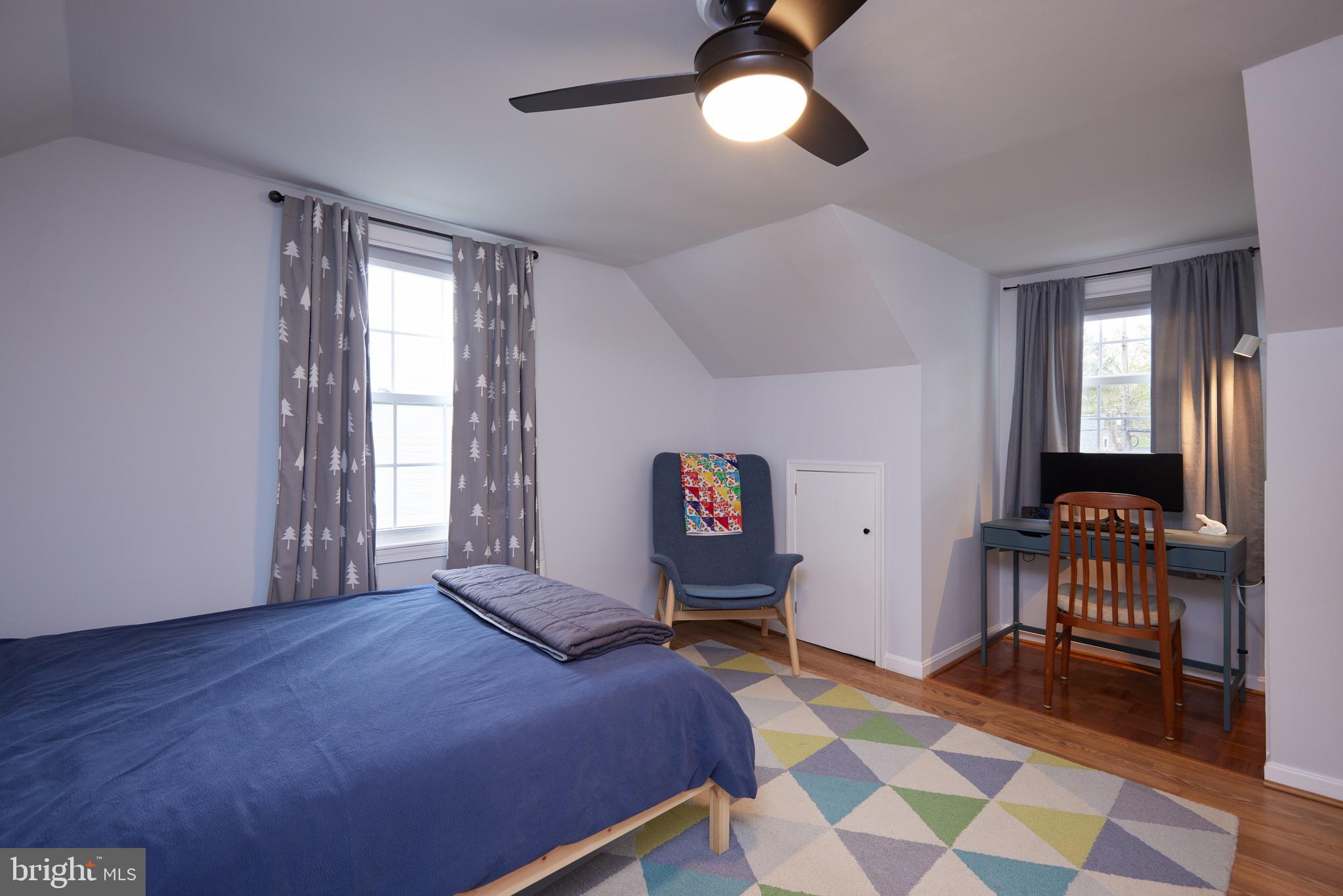 HOLLYWOOD - Residential