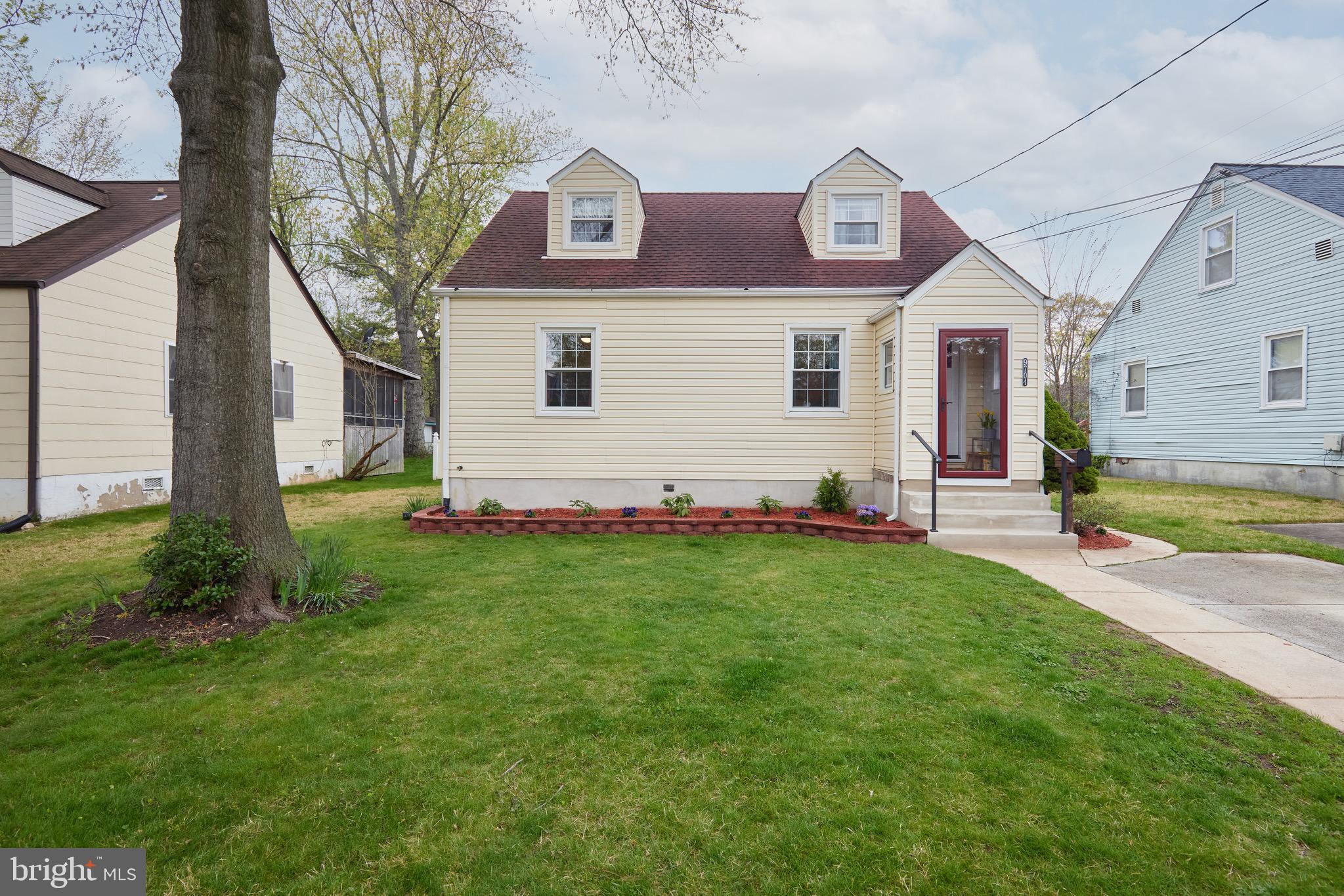 HOLLYWOOD - Residential