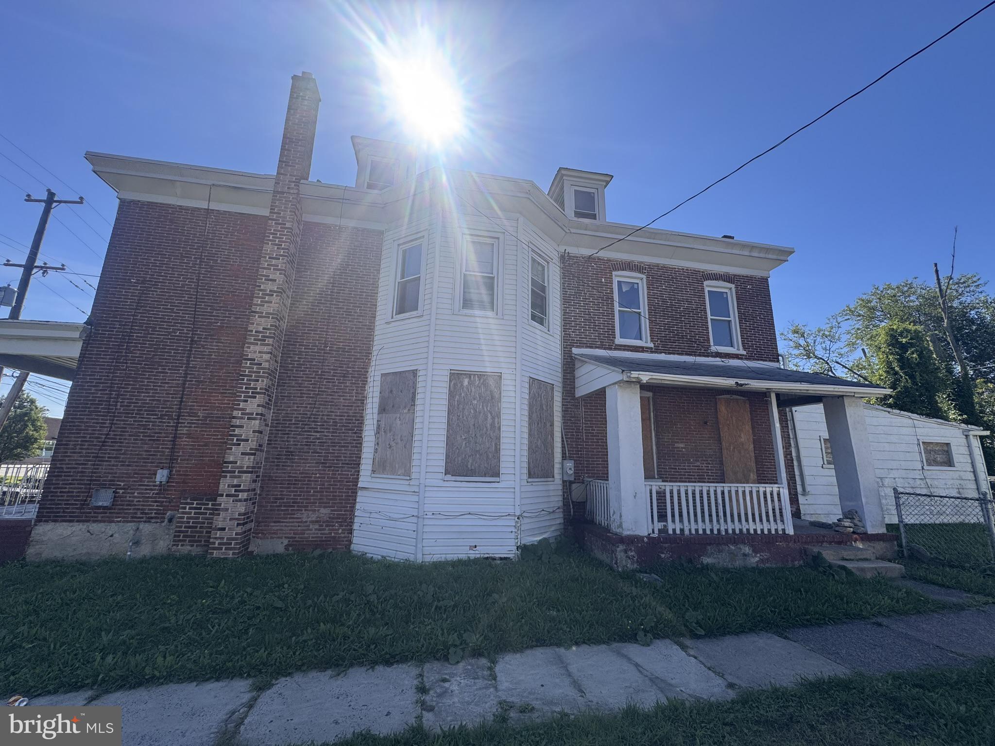 940 HIGHLAND AVENUE