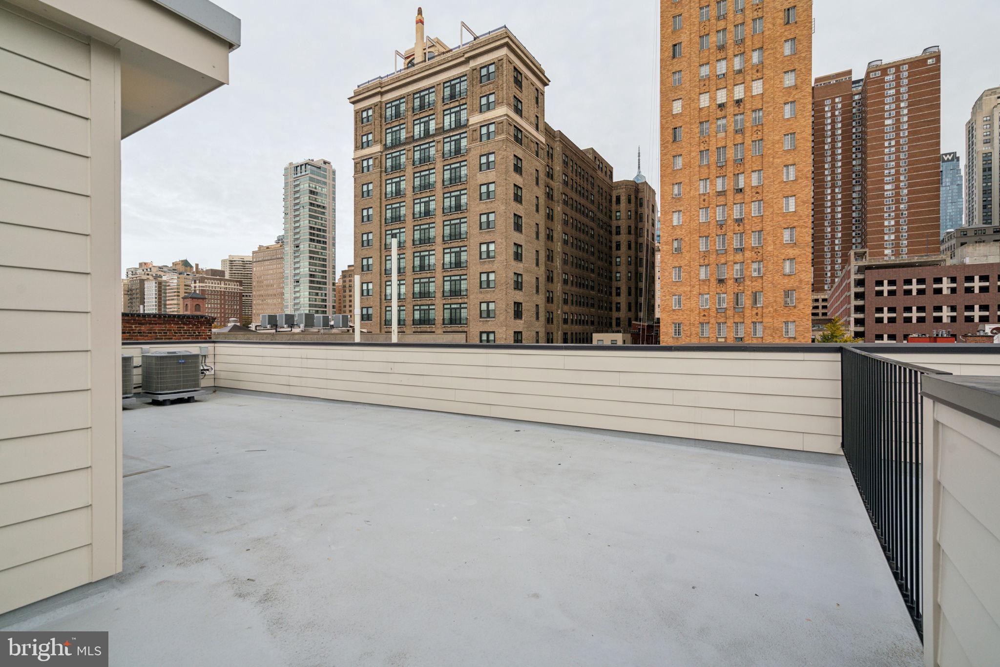 RITTENHOUSE SQUARE - Residential