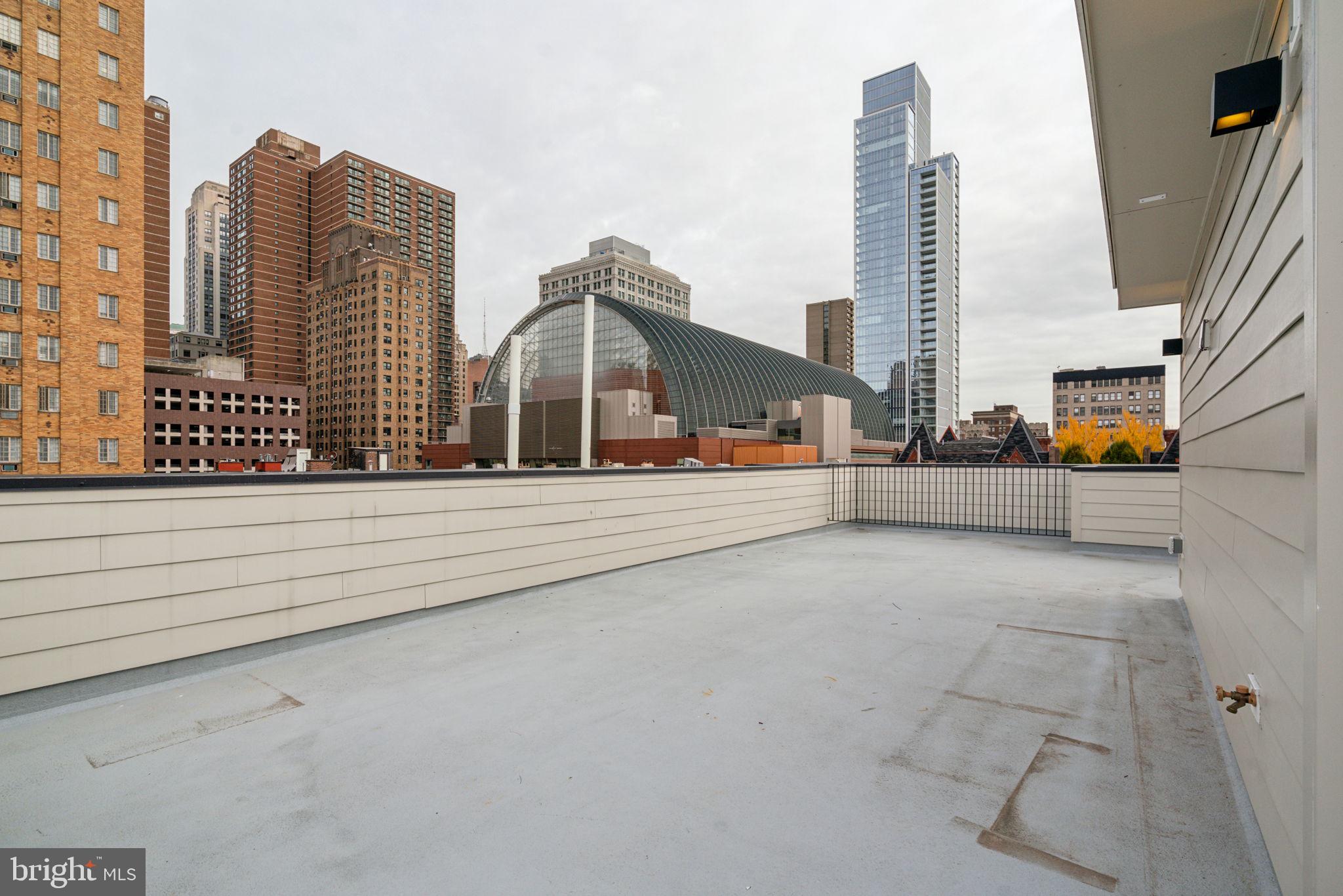 RITTENHOUSE SQUARE - Residential