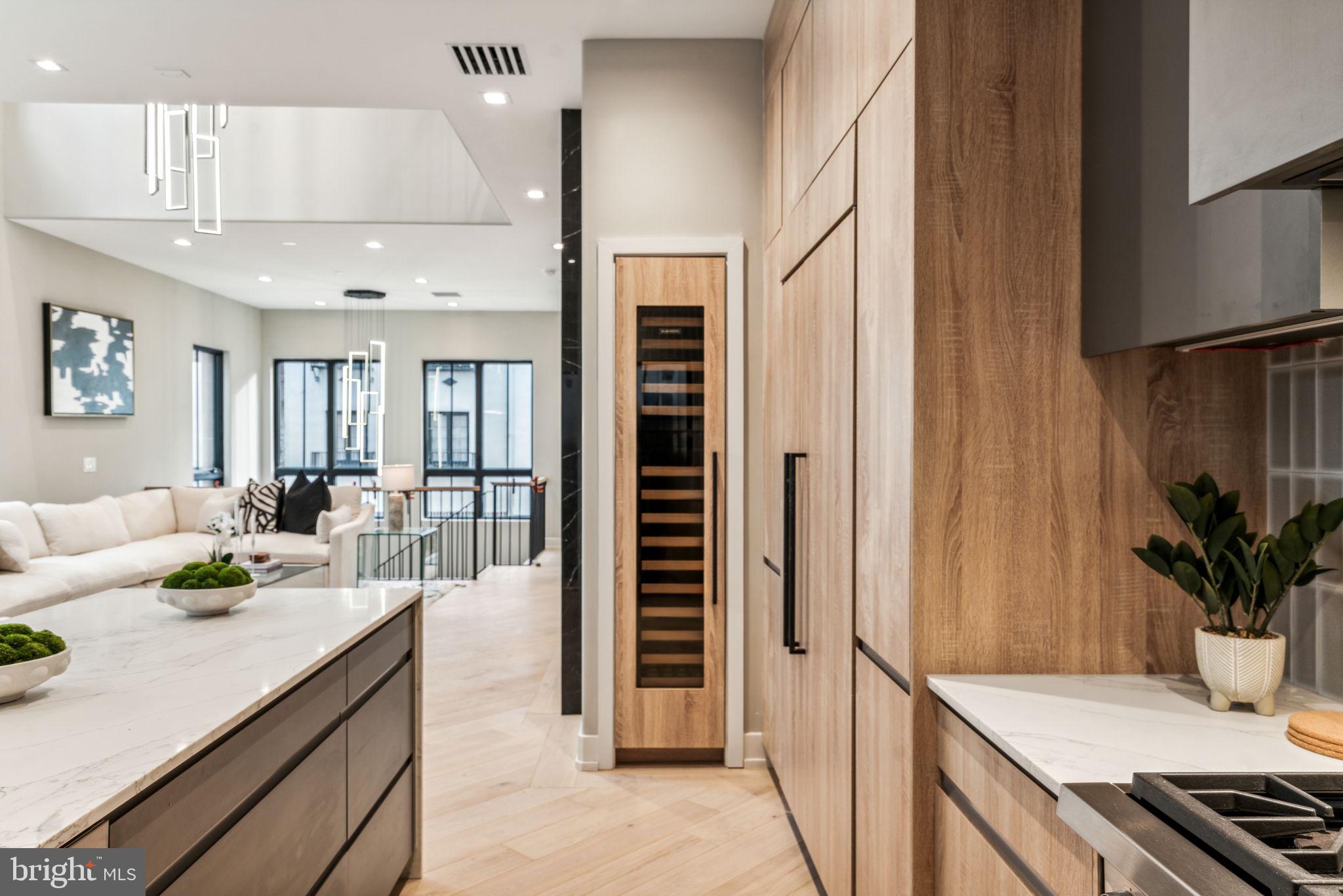 RITTENHOUSE SQUARE - Residential