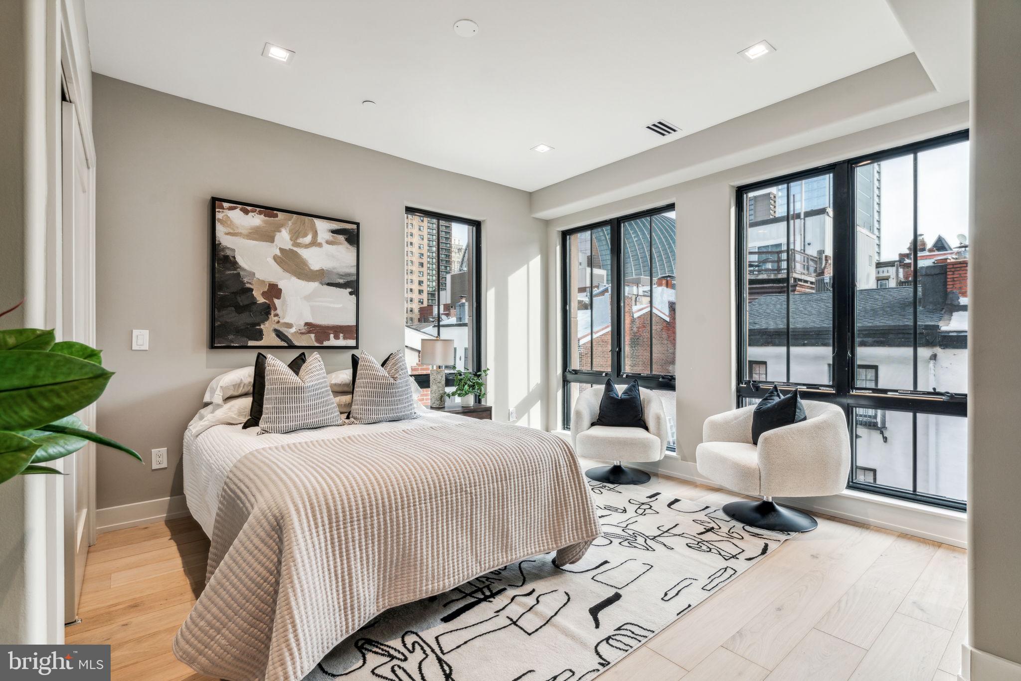 RITTENHOUSE SQUARE - Residential