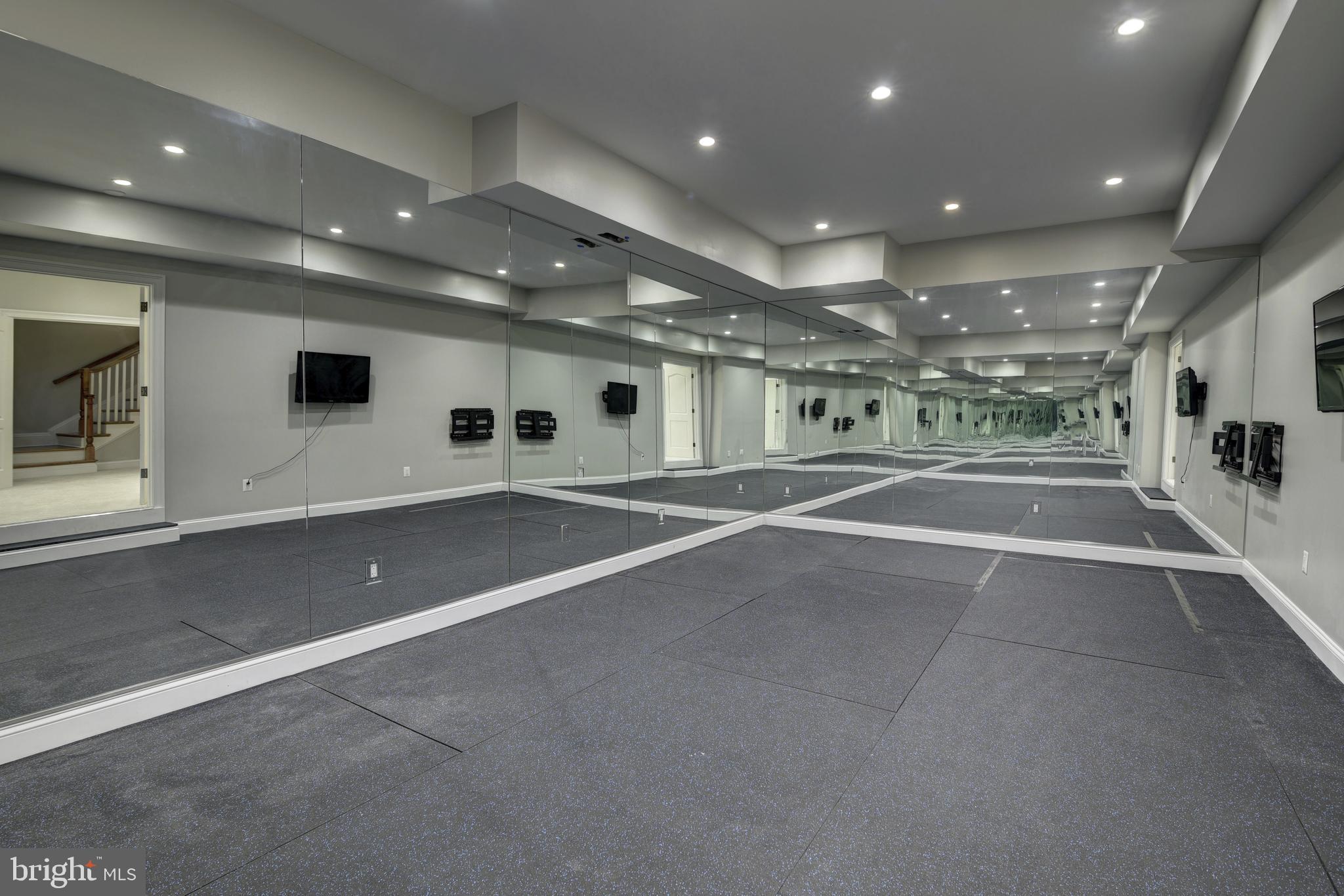 BEACON HILL - Residential