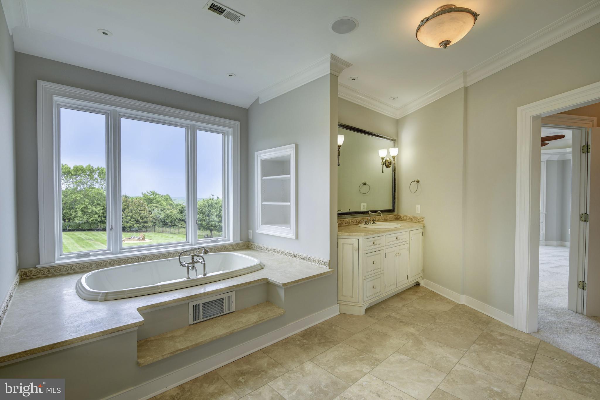 BEACON HILL - Residential