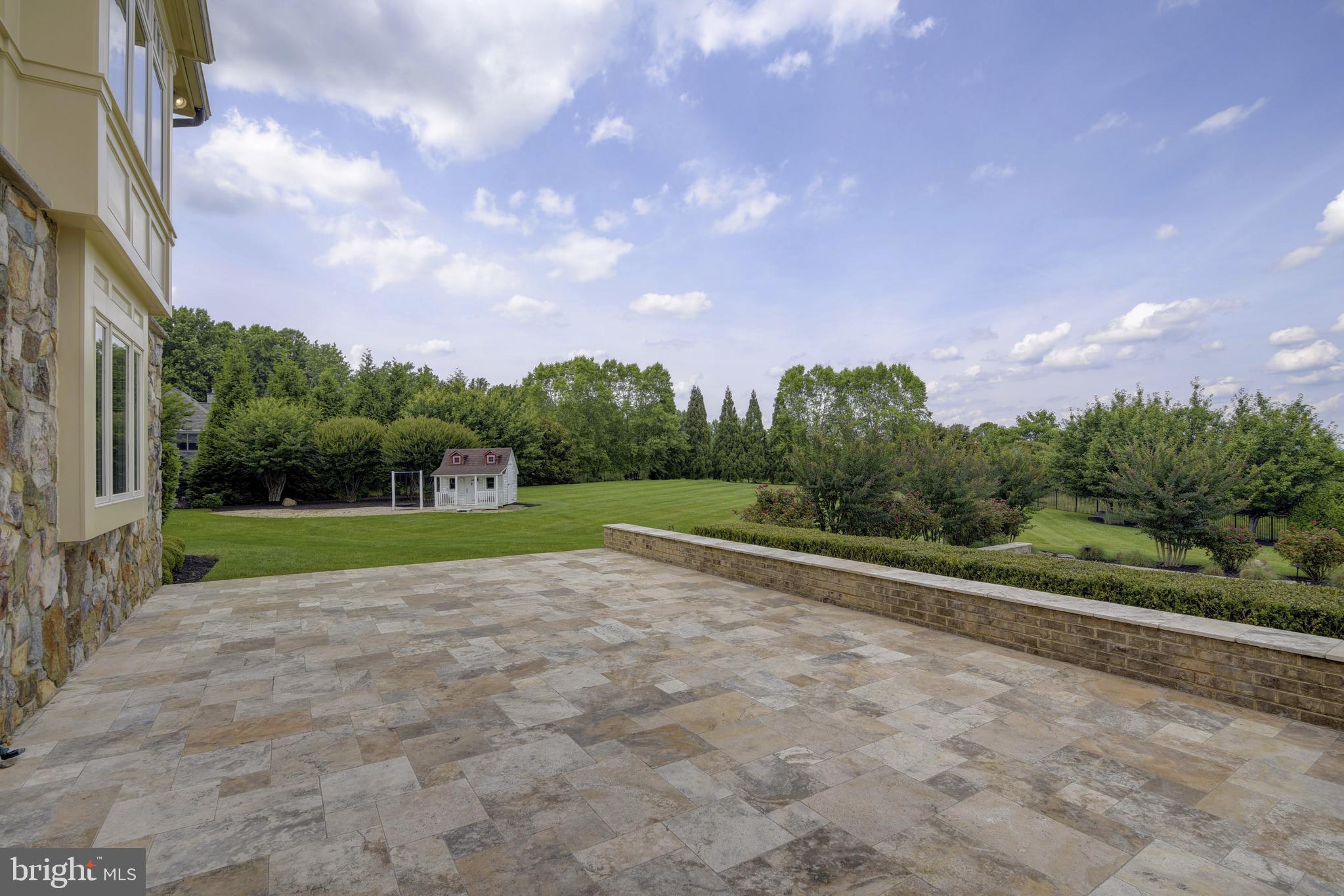 BEACON HILL - Residential