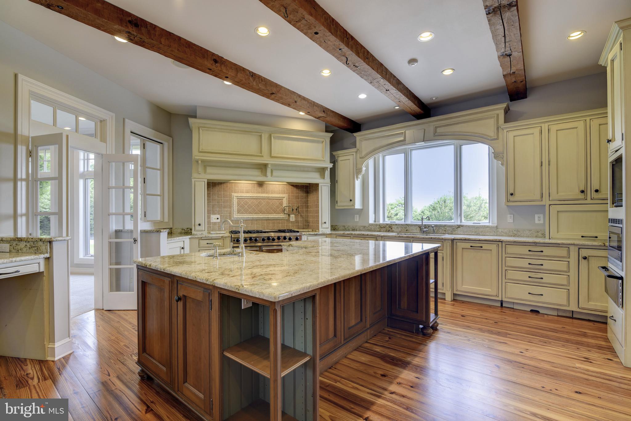 BEACON HILL - Residential