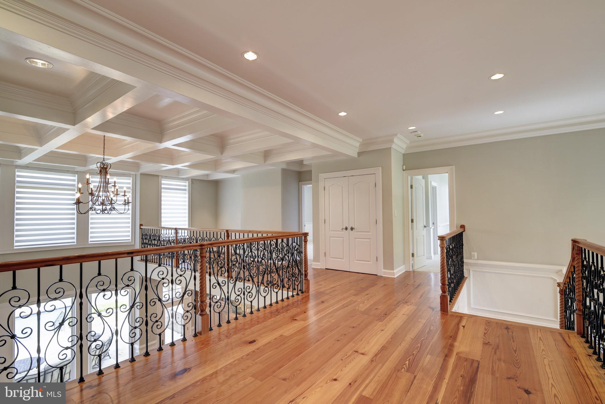 BEACON HILL - Residential