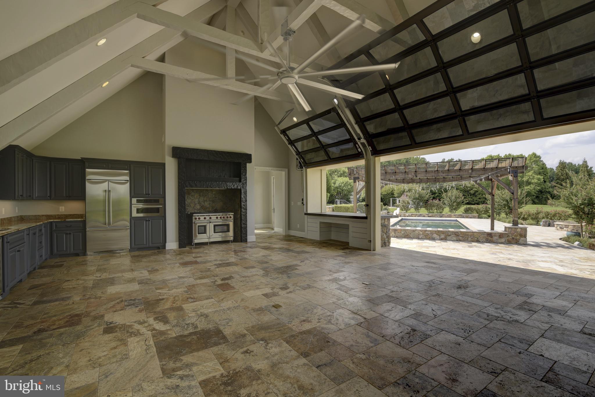 BEACON HILL - Residential