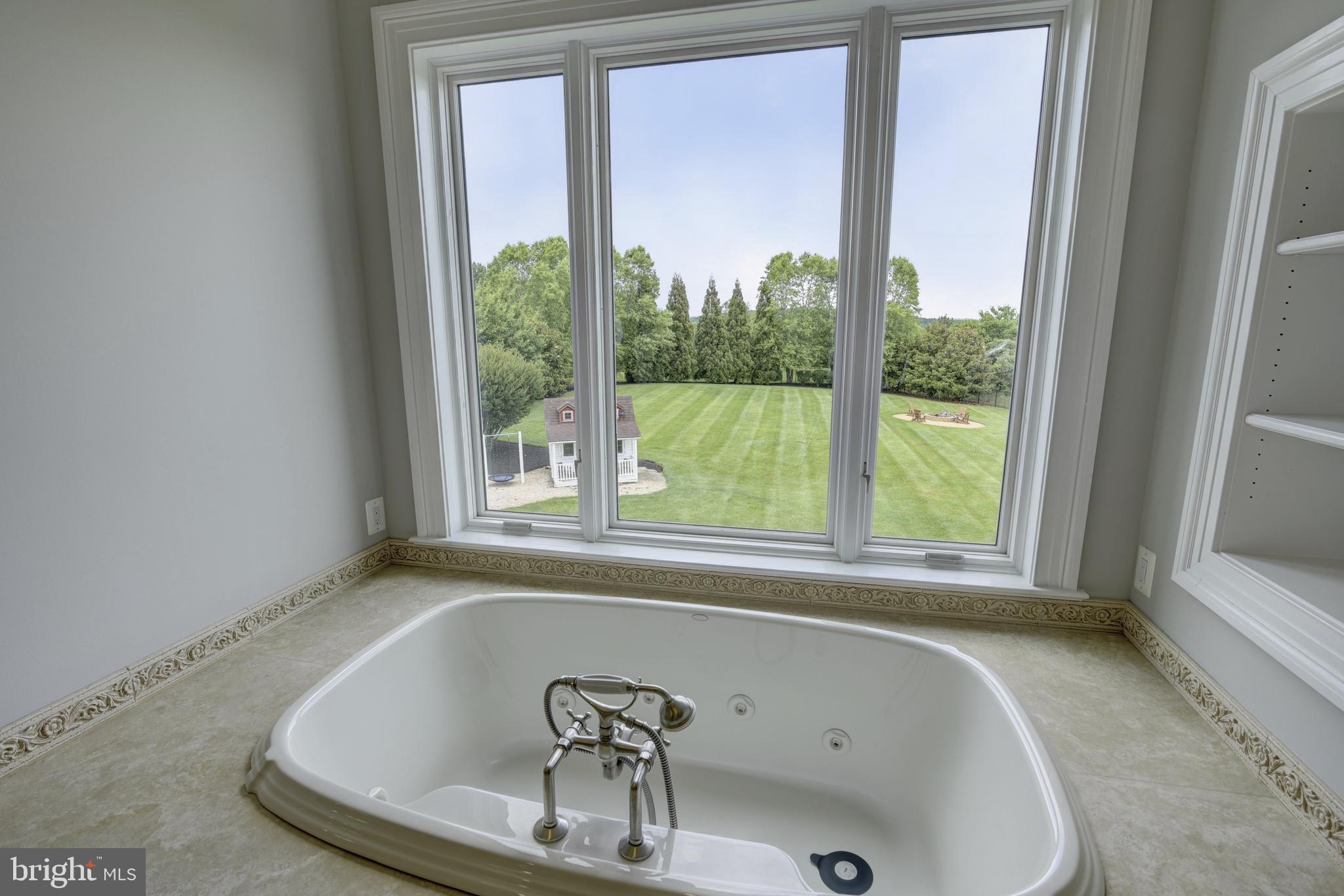 BEACON HILL - Residential