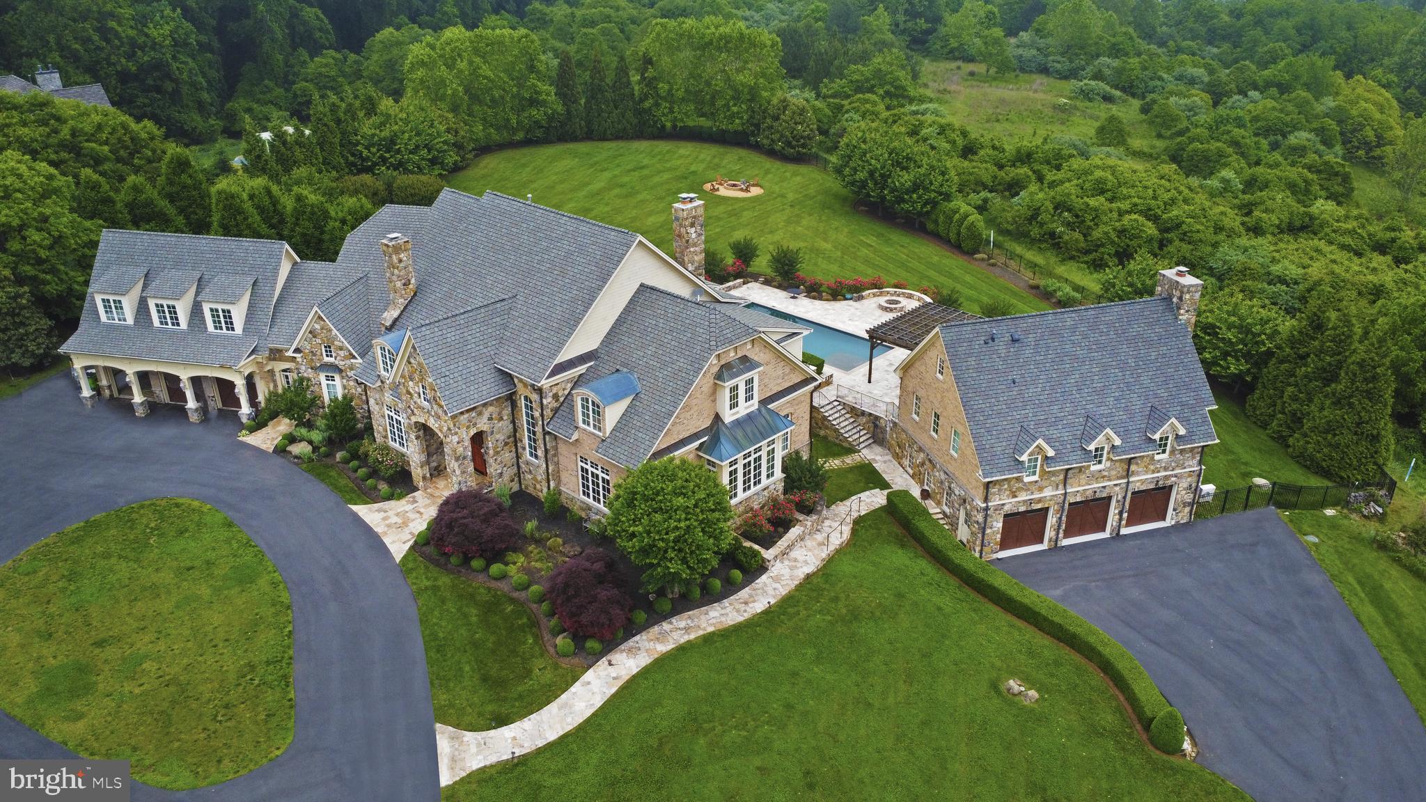 BEACON HILL - Residential