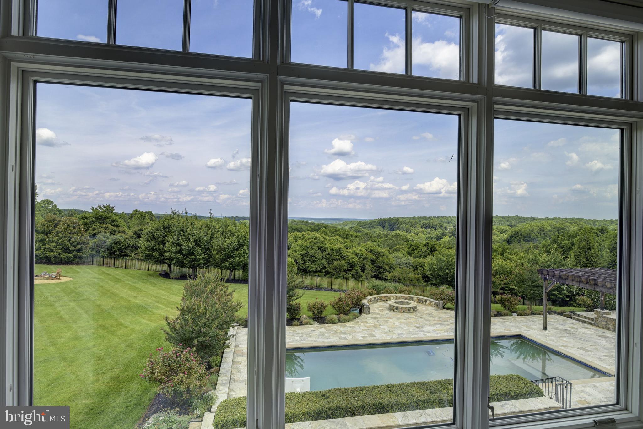 BEACON HILL - Residential