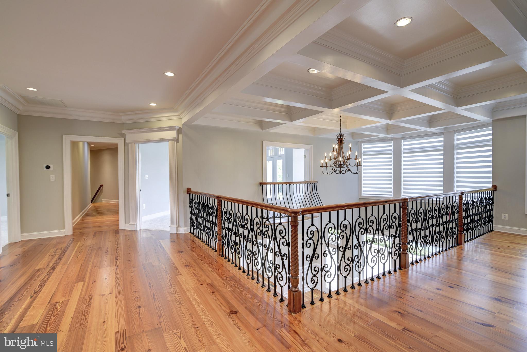 BEACON HILL - Residential