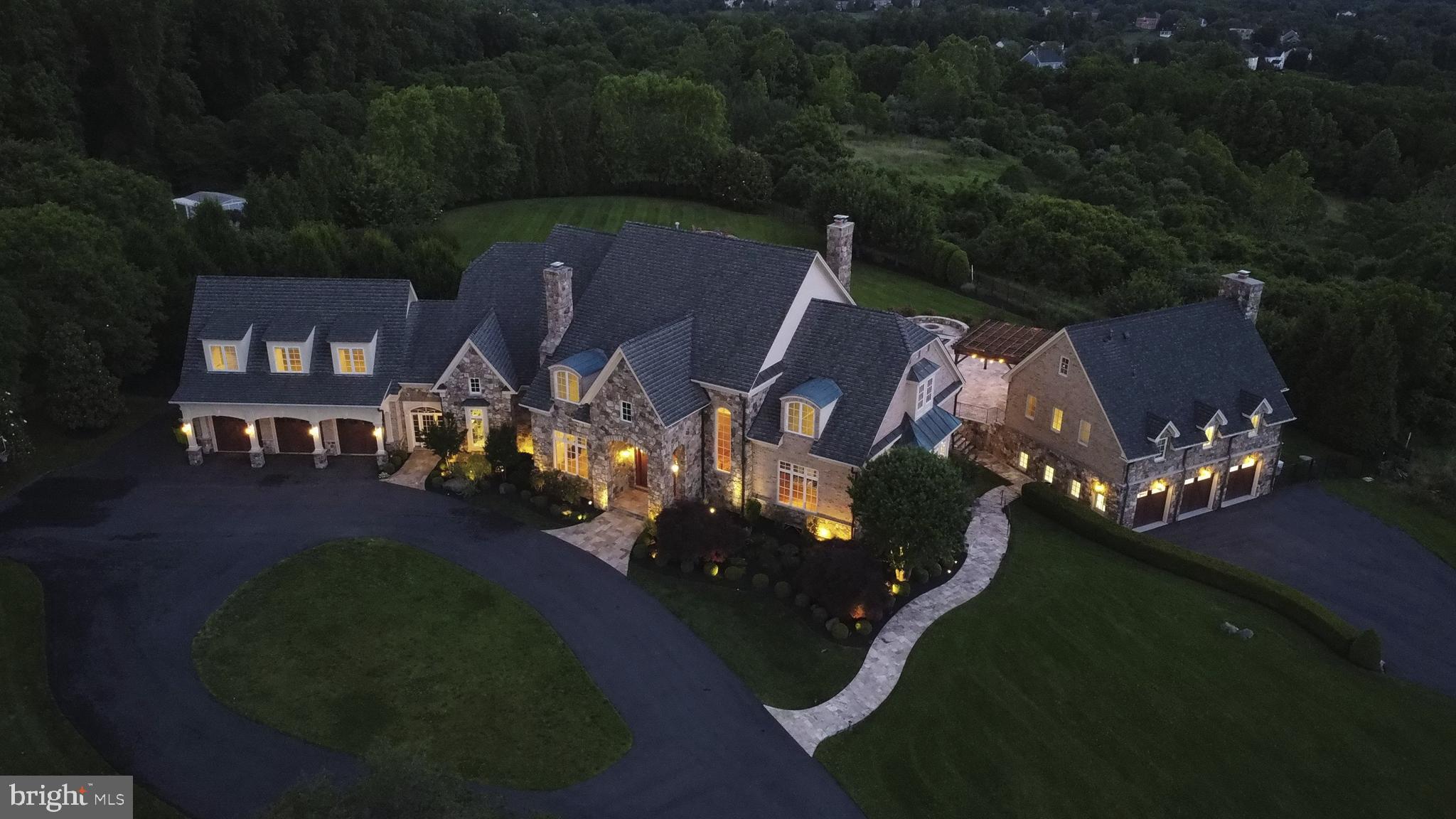 BEACON HILL - Residential