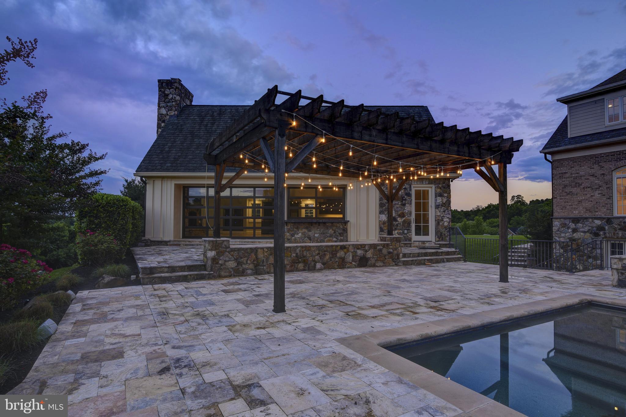 BEACON HILL - Residential