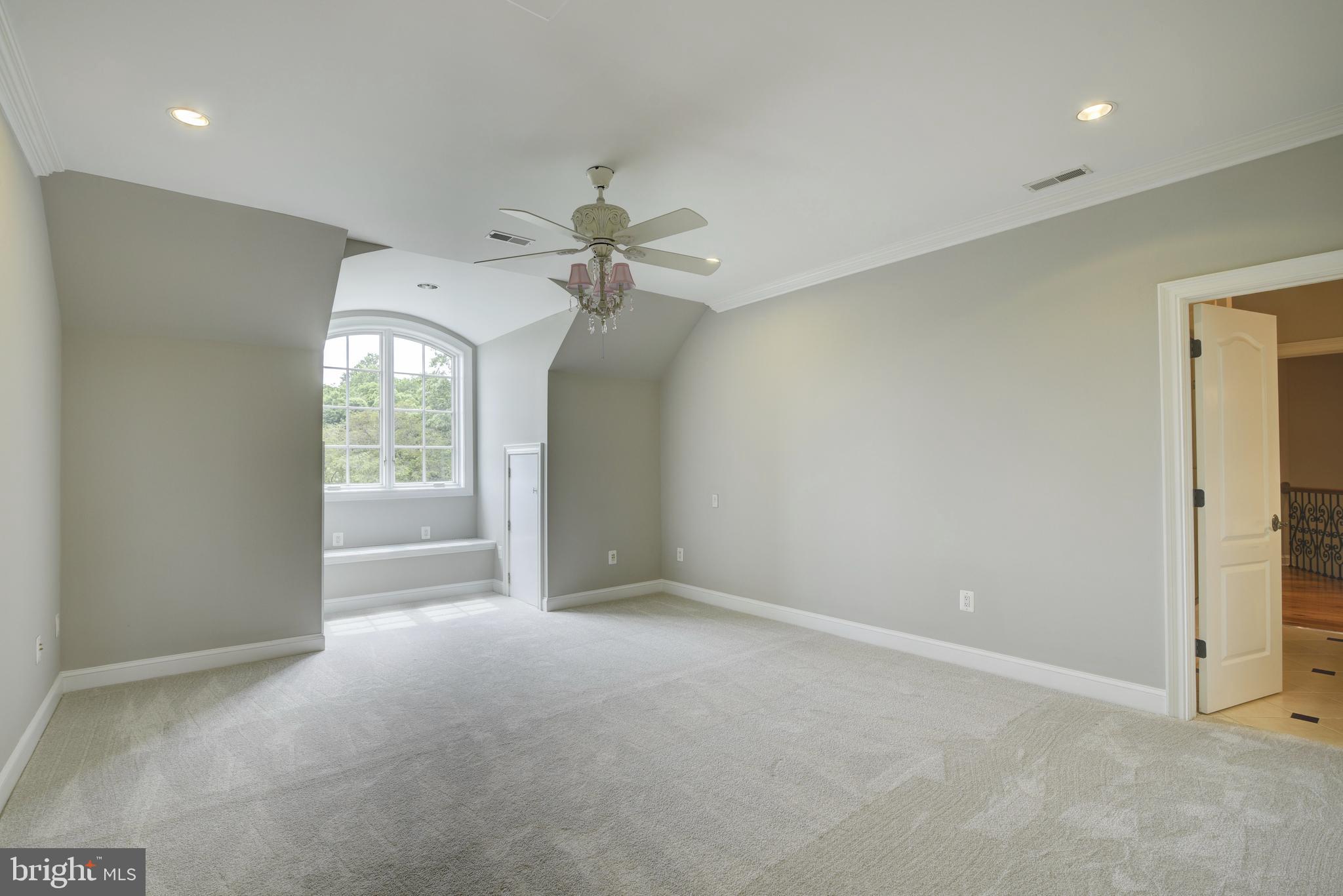 BEACON HILL - Residential