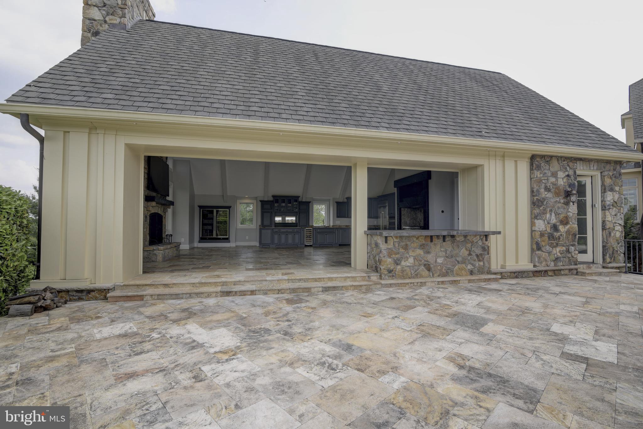 BEACON HILL - Residential