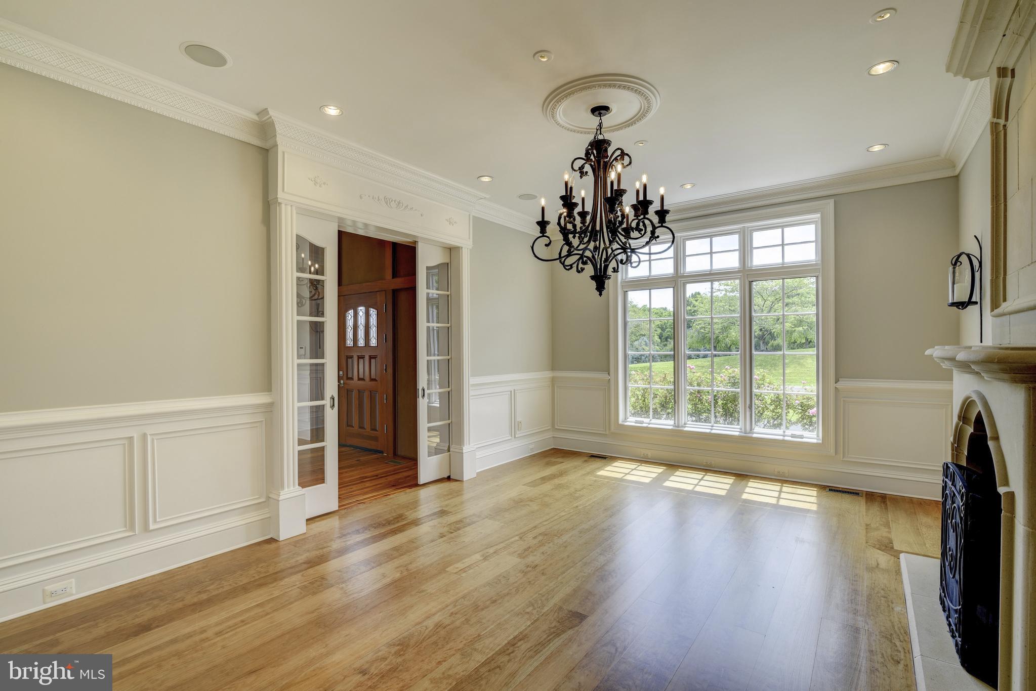 BEACON HILL - Residential