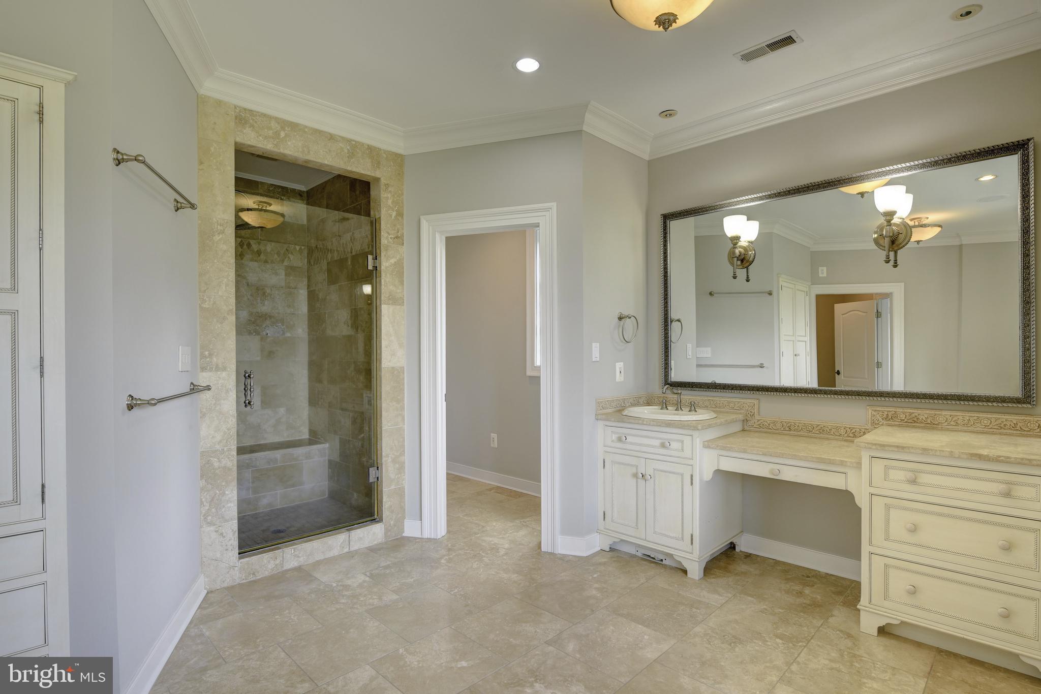 BEACON HILL - Residential