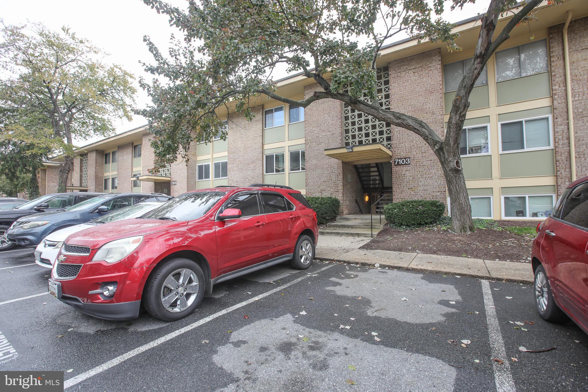 HOLLY HILL CONDOMINIUMS - Residential