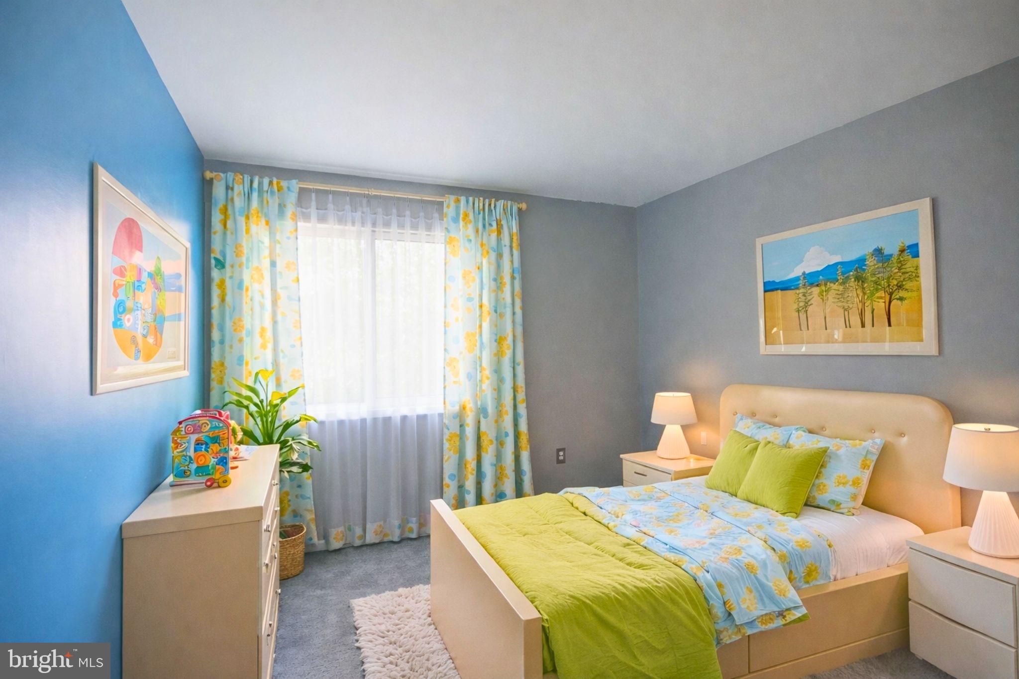 HOLLY HILL CONDOMINIUMS - Residential