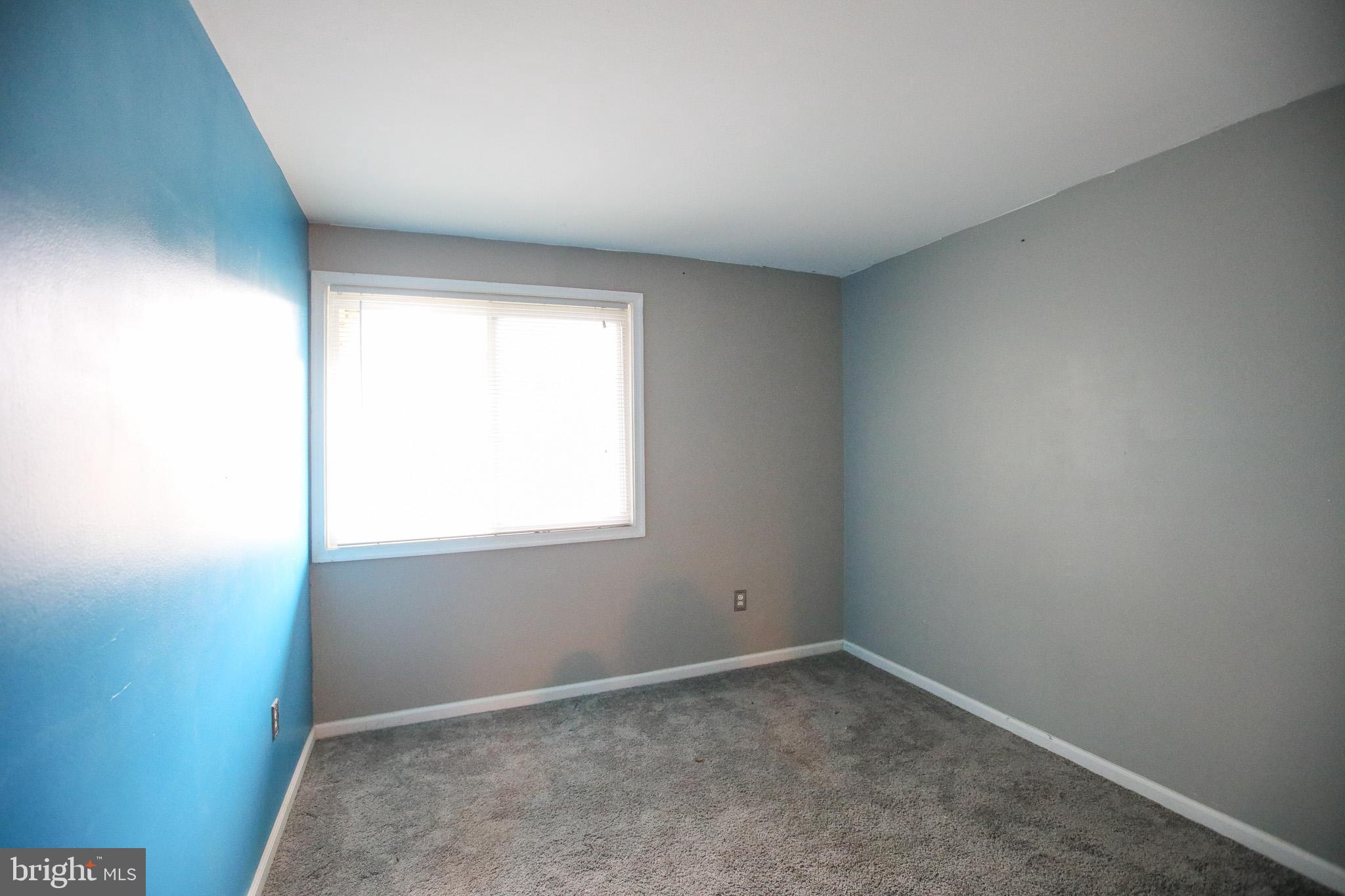 HOLLY HILL CONDOMINIUMS - Residential