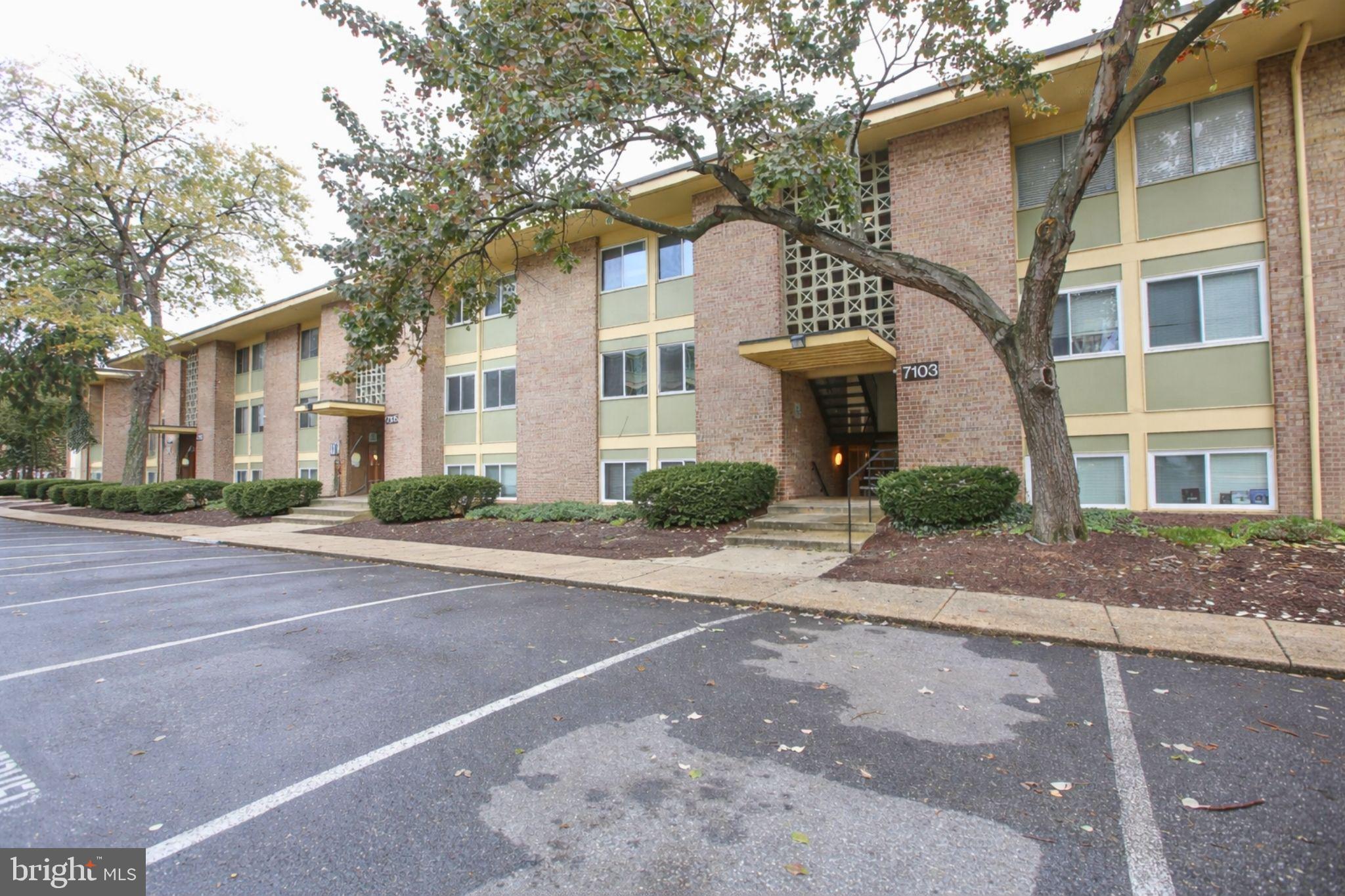 HOLLY HILL CONDOMINIUMS - Residential