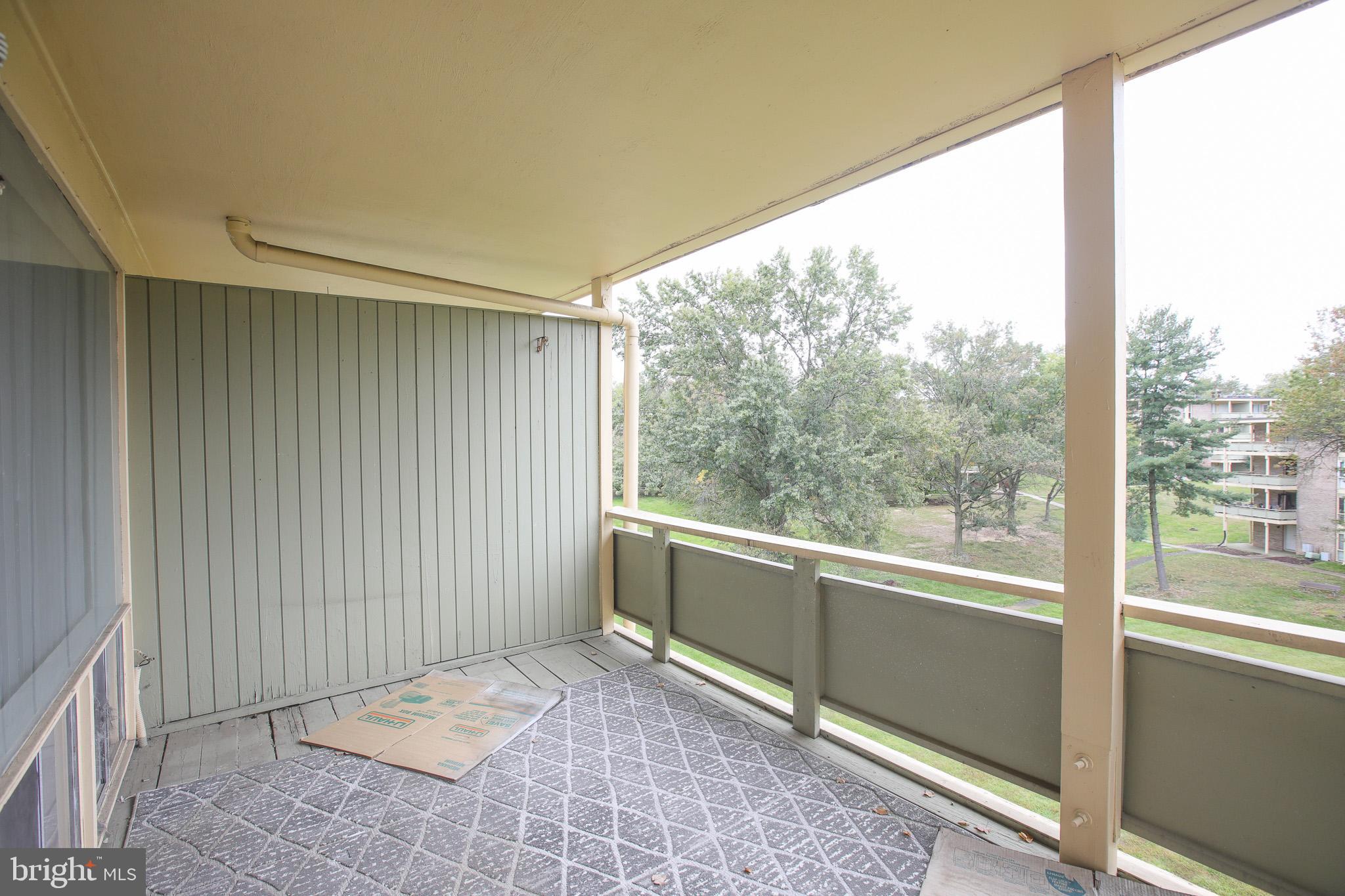 HOLLY HILL CONDOMINIUMS - Residential