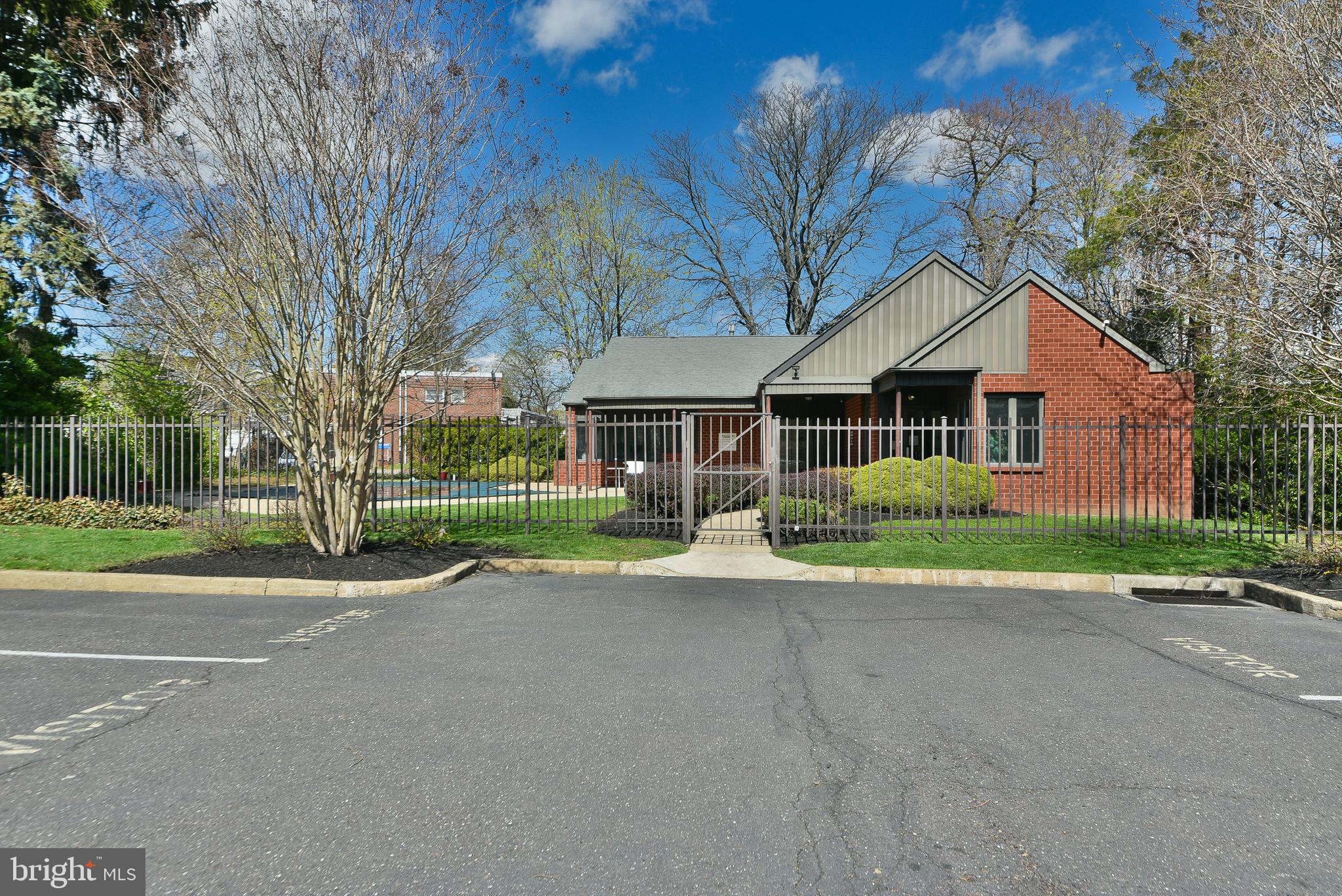 BUSTLETON - Residential