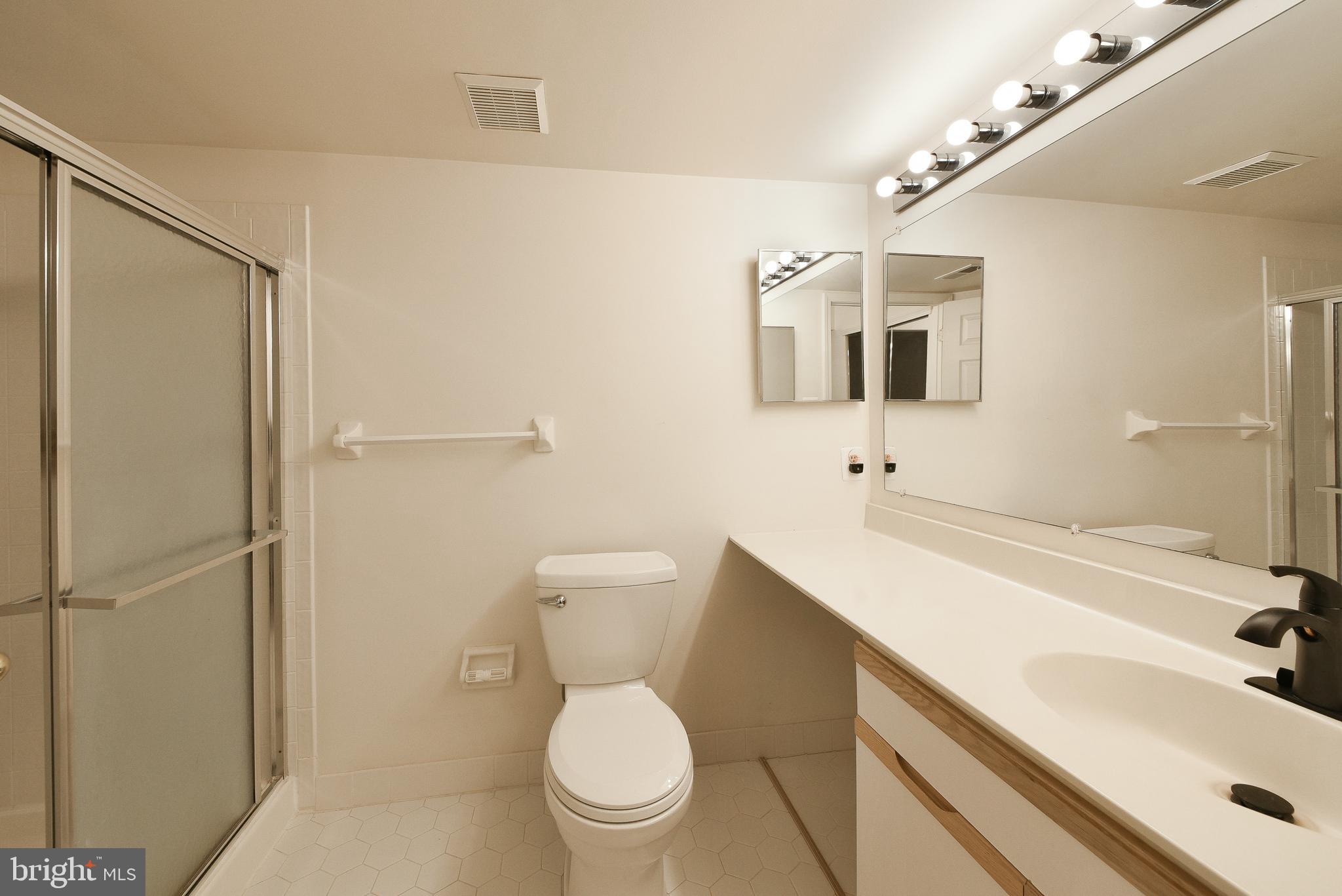 BUSTLETON - Residential