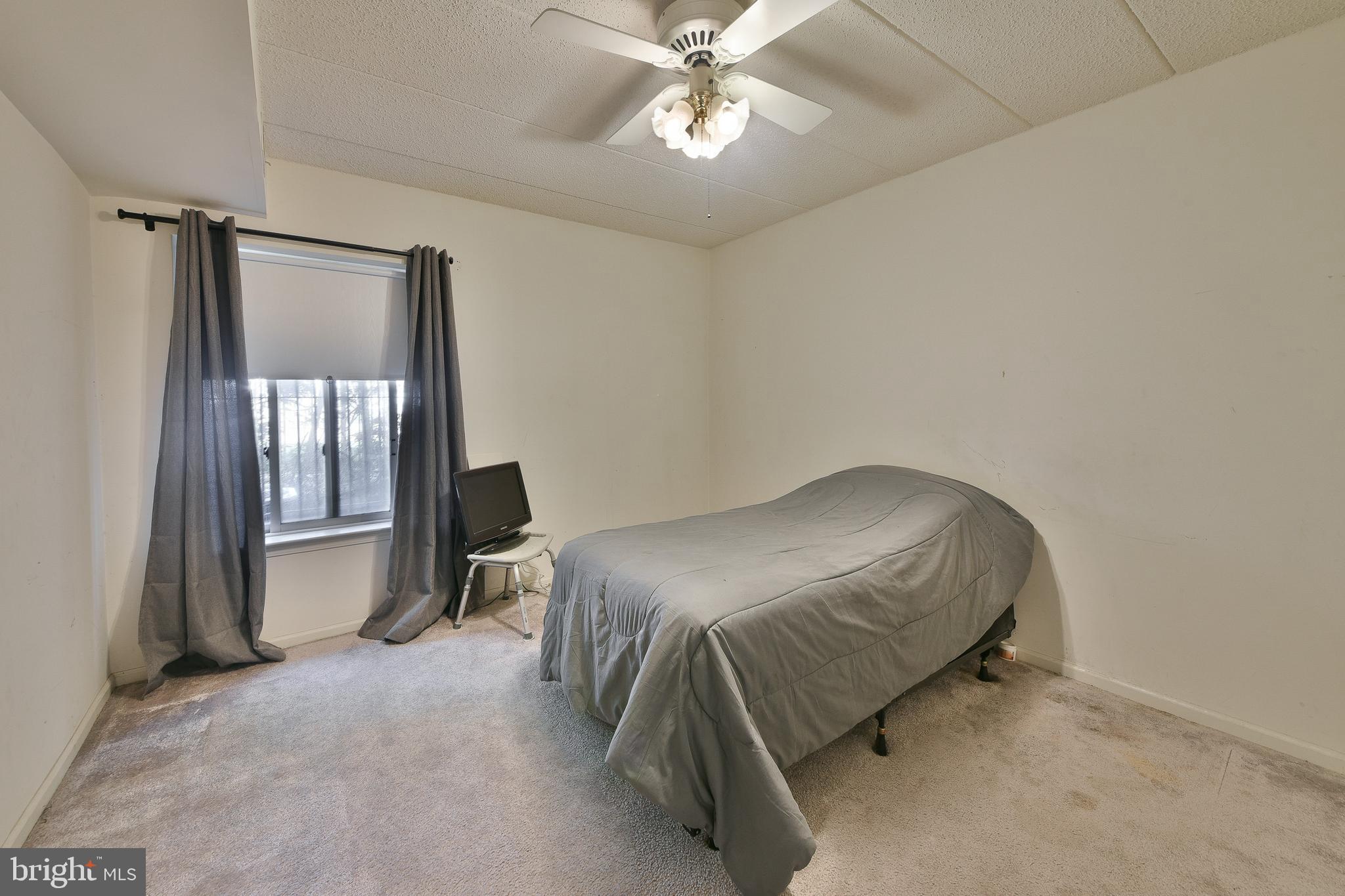 BUSTLETON - Residential