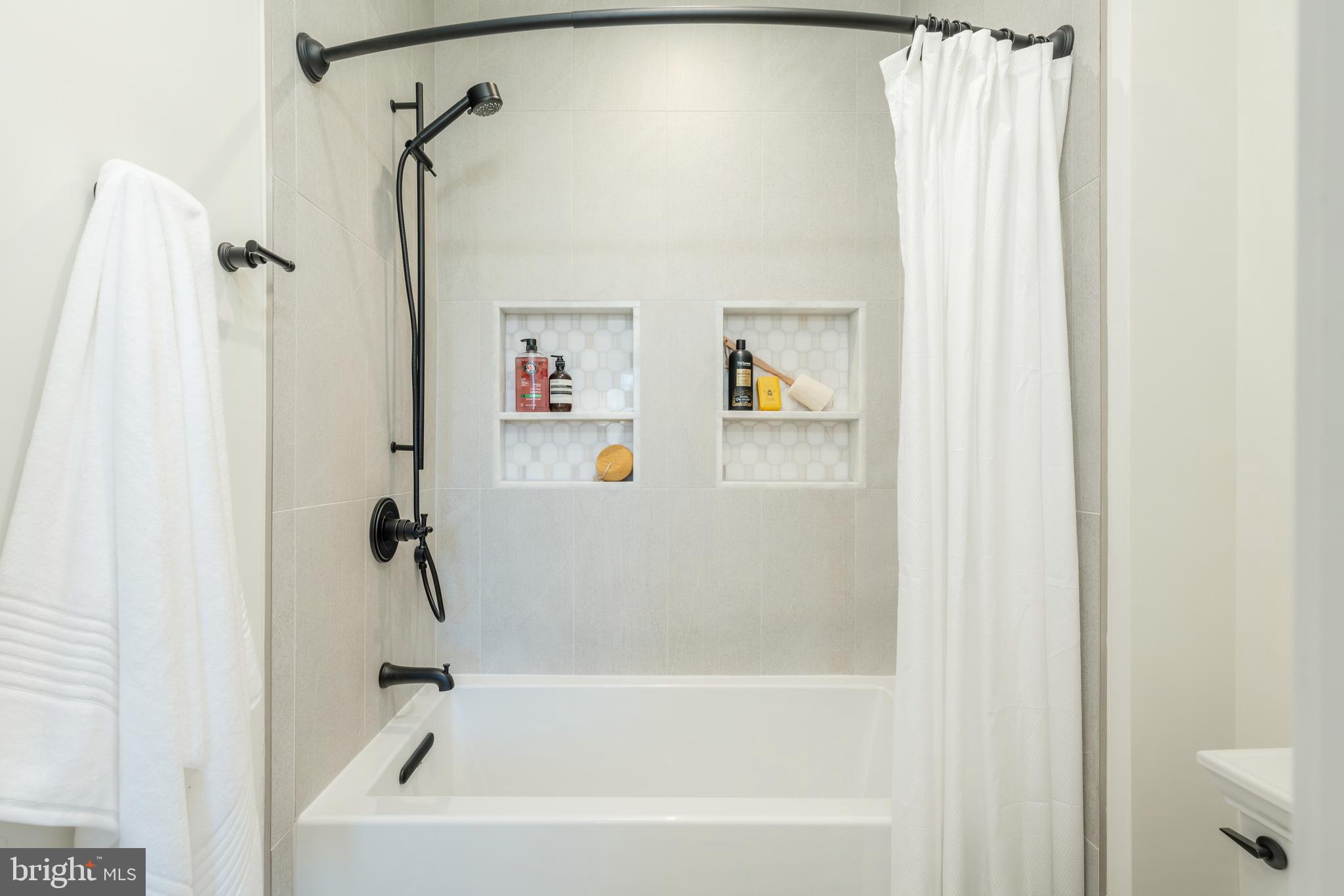 NORTH WAYNE - Residential