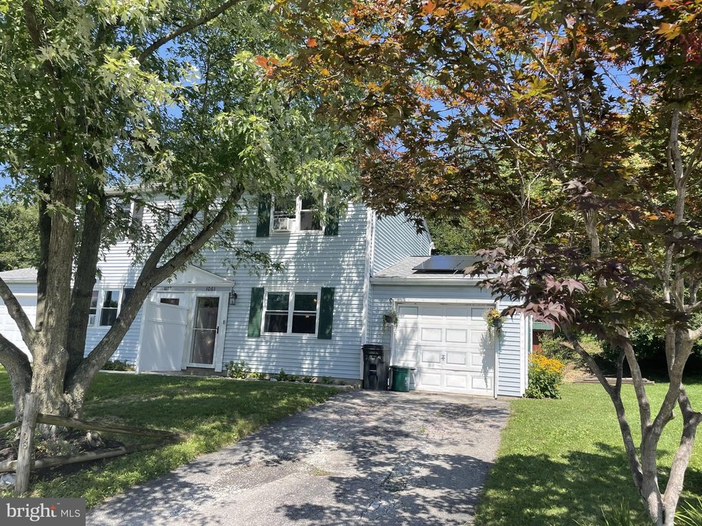 Photo of 1061 Cloverton Drive, COLUMBIA, PA 17512 (MLS # PALA2073840)