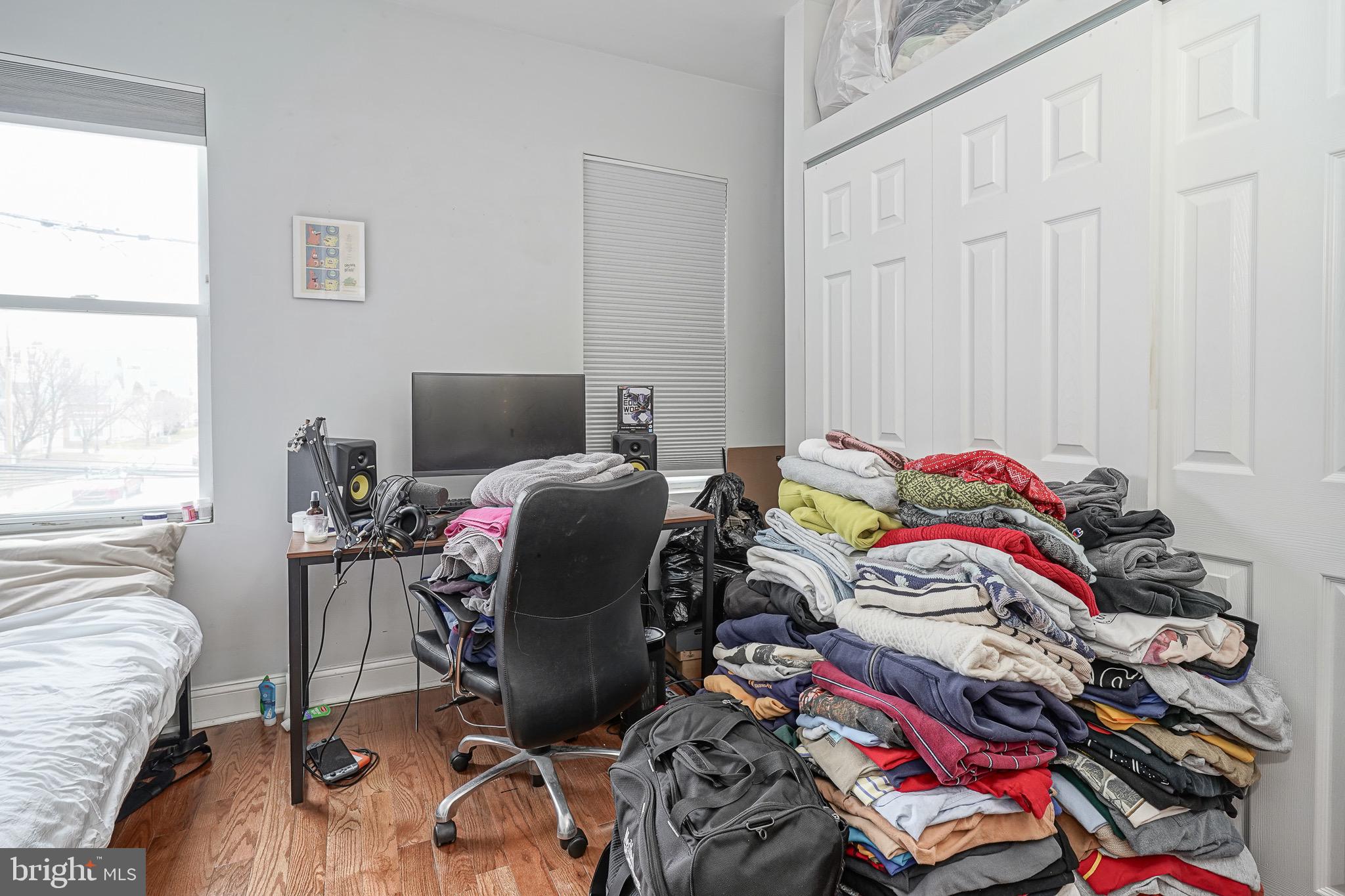 FRANCISVILLE - Residential